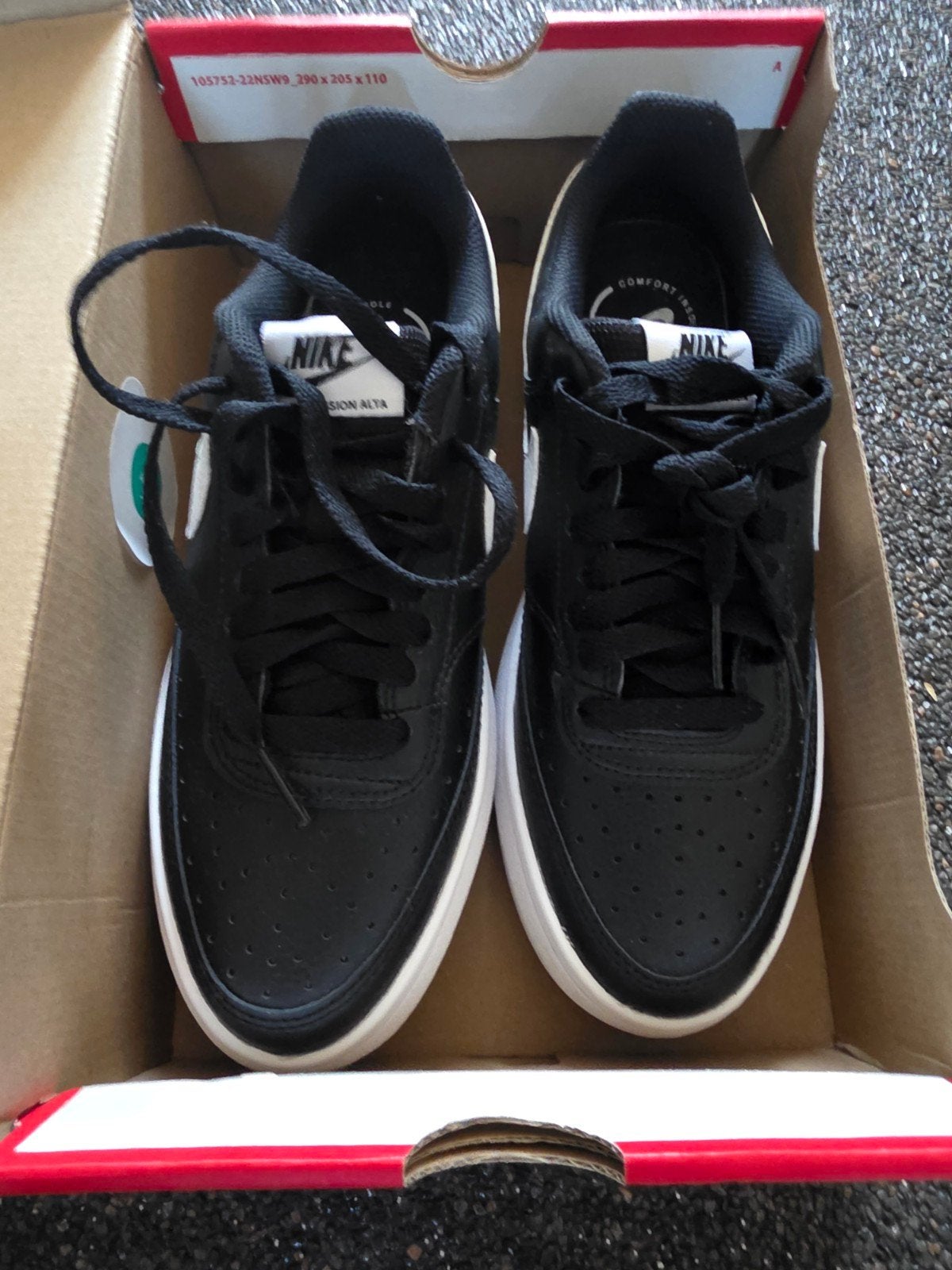 Nieuw in doos Nike schoenen, Ophalen of Verzenden, Nieuw, Sneakers of Gympen