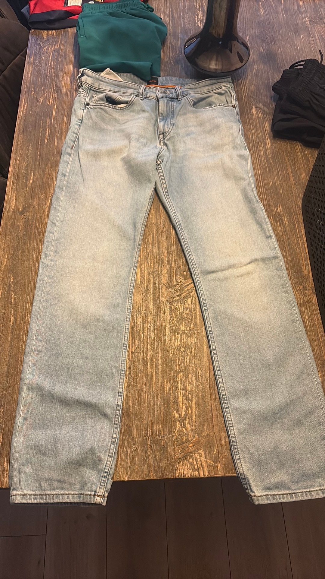 Hugo boss spijkerbroek, Kleding | Heren, Spijkerbroeken en Jeans, Ophalen of Verzenden, Zo goed als nieuw, Blauw, W32 (confectie 46) of kleiner