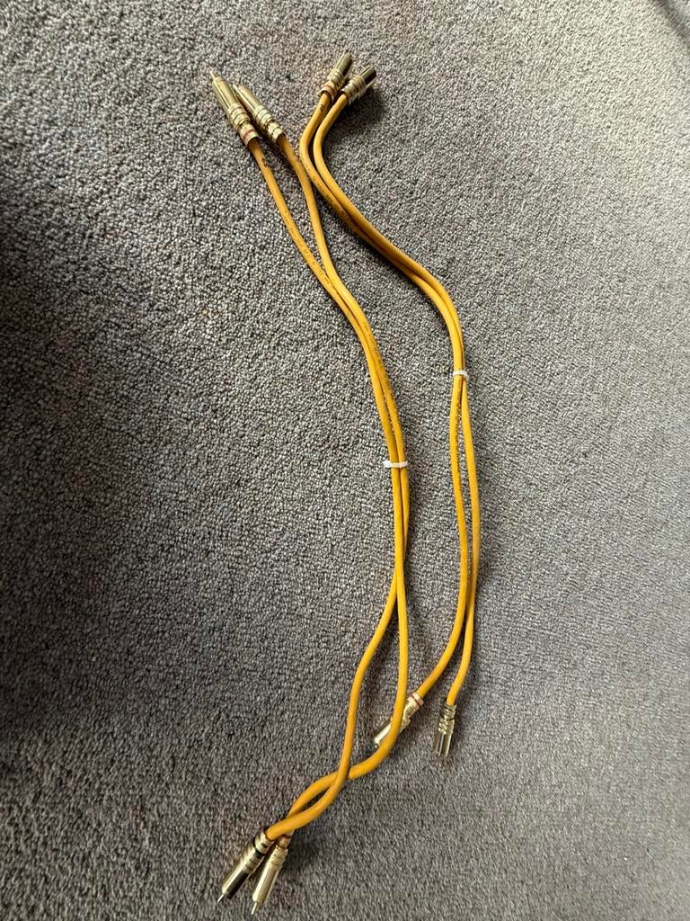 Van Den Hull the D-102 MK111 3T Hybride RCA interlink 70 cm, Audio, Tv en Foto, Audiokabels en Televisiekabels, Ophalen of Verzenden
