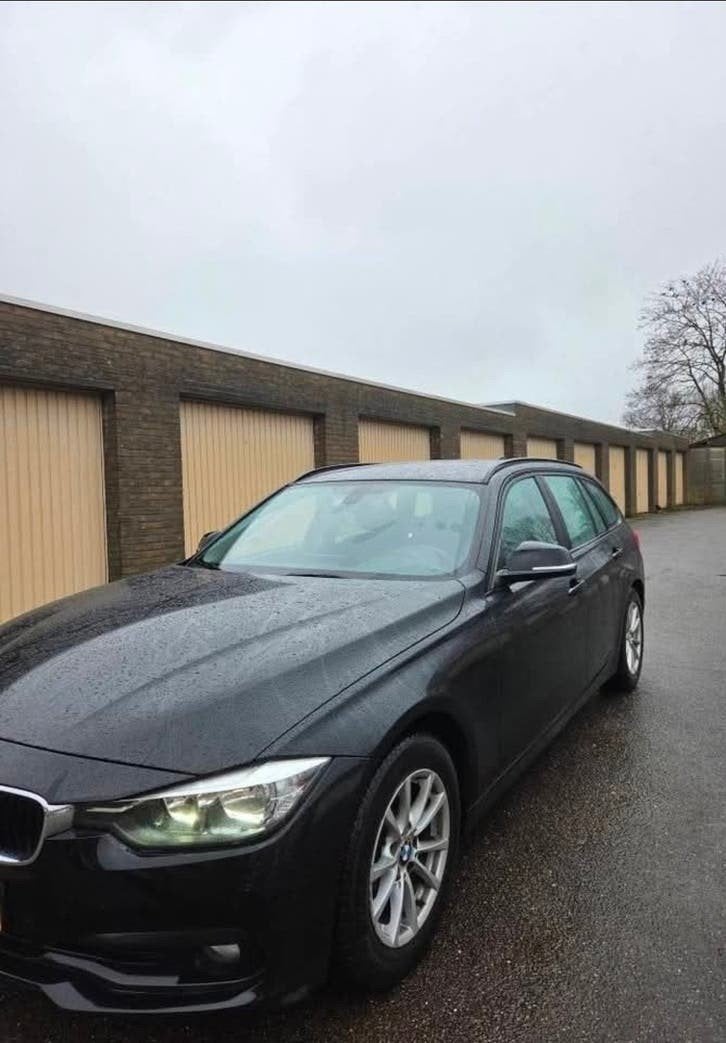 BMW 320i Touring Executive - 2017 - Zwart 184PK, Auto-onderdelen, Ophalen of Verzenden, BMW