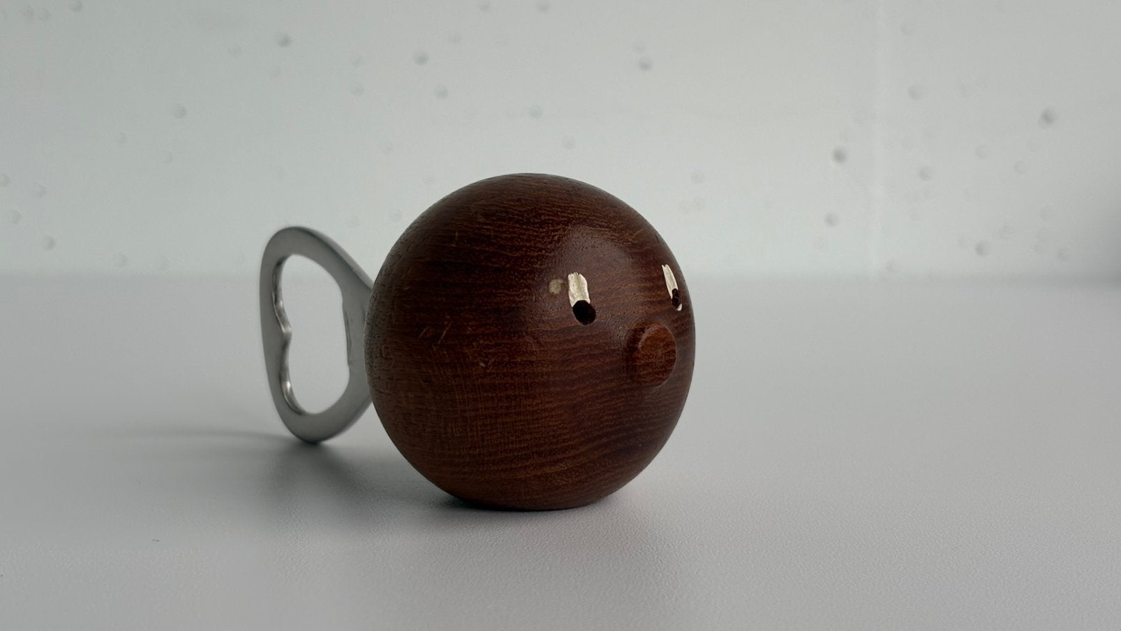 Vintage kogelvis flesopener teakhout Deens midcentury design, Antiek en Kunst, Hout, 9 cm, Ophalen of Verzenden, Handgemaakt