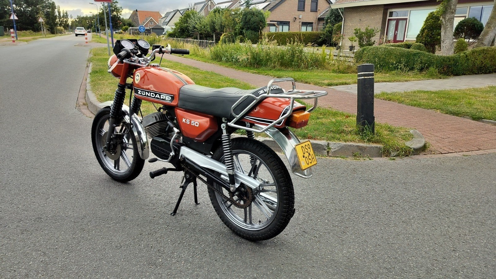 Zündapp ks 50 met kenteken, Maximaal 45 km/u, KS50, Zo goed als nieuw, 4 versnellingen