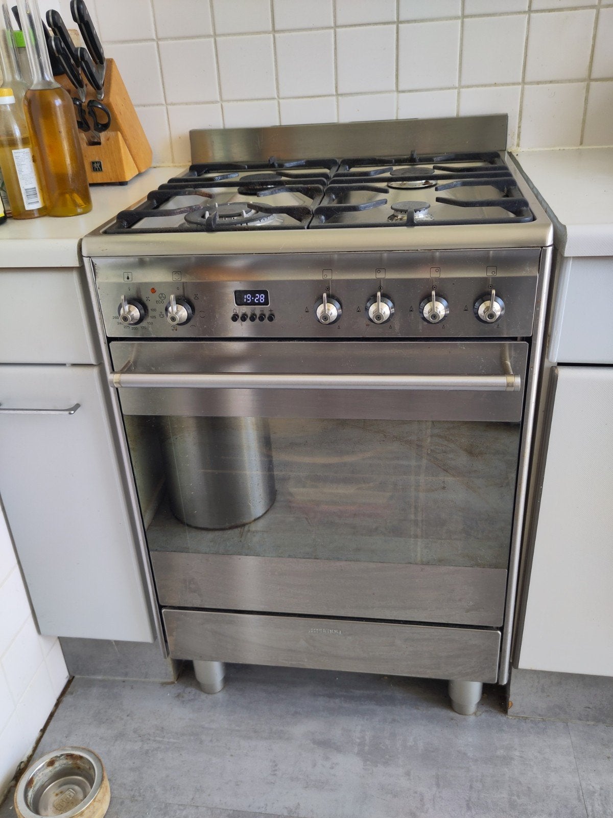 Smeg gasfornuis, 60cm 4-pit, Witgoed en Apparatuur, Fornuizen, Ophalen, 60 cm of meer, 4 kookzones, Zo goed als nieuw