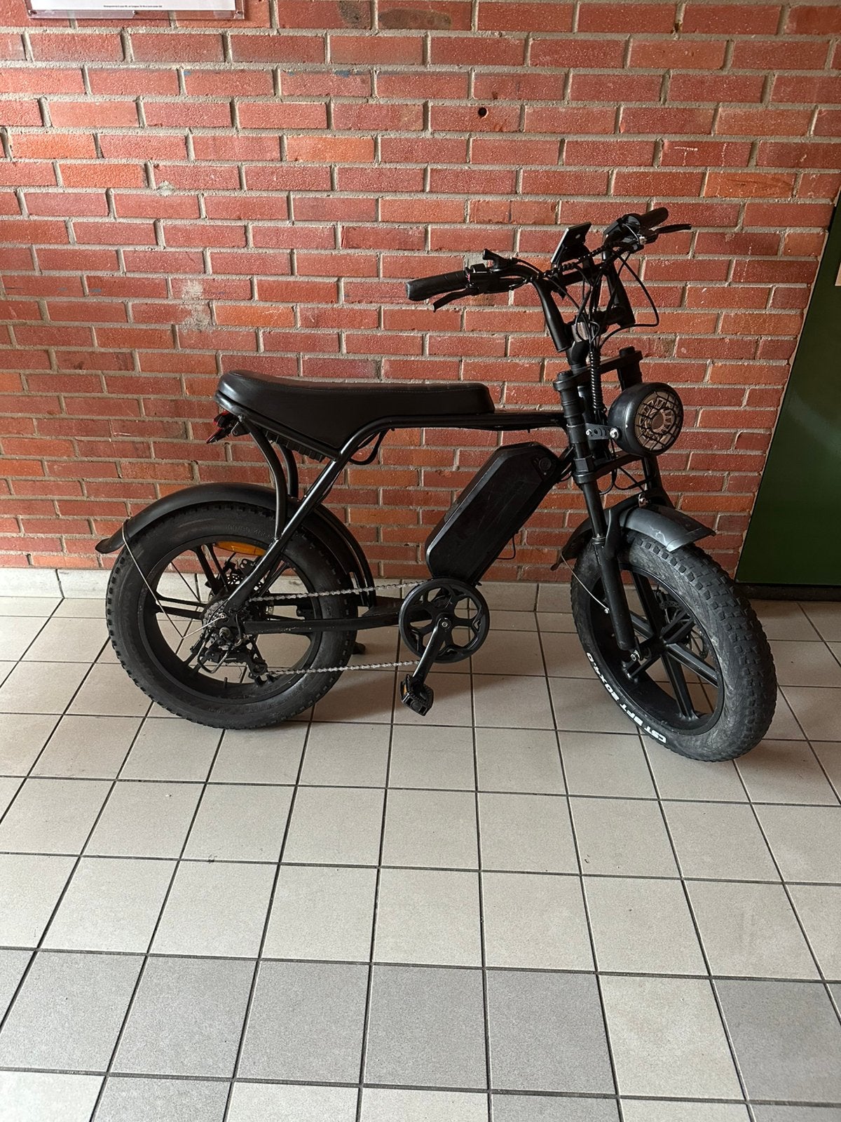 Fatbike OUXI V8, Fietsen en Brommers, 59 cm of meer, Ophalen, Zo goed als nieuw, Overige merken