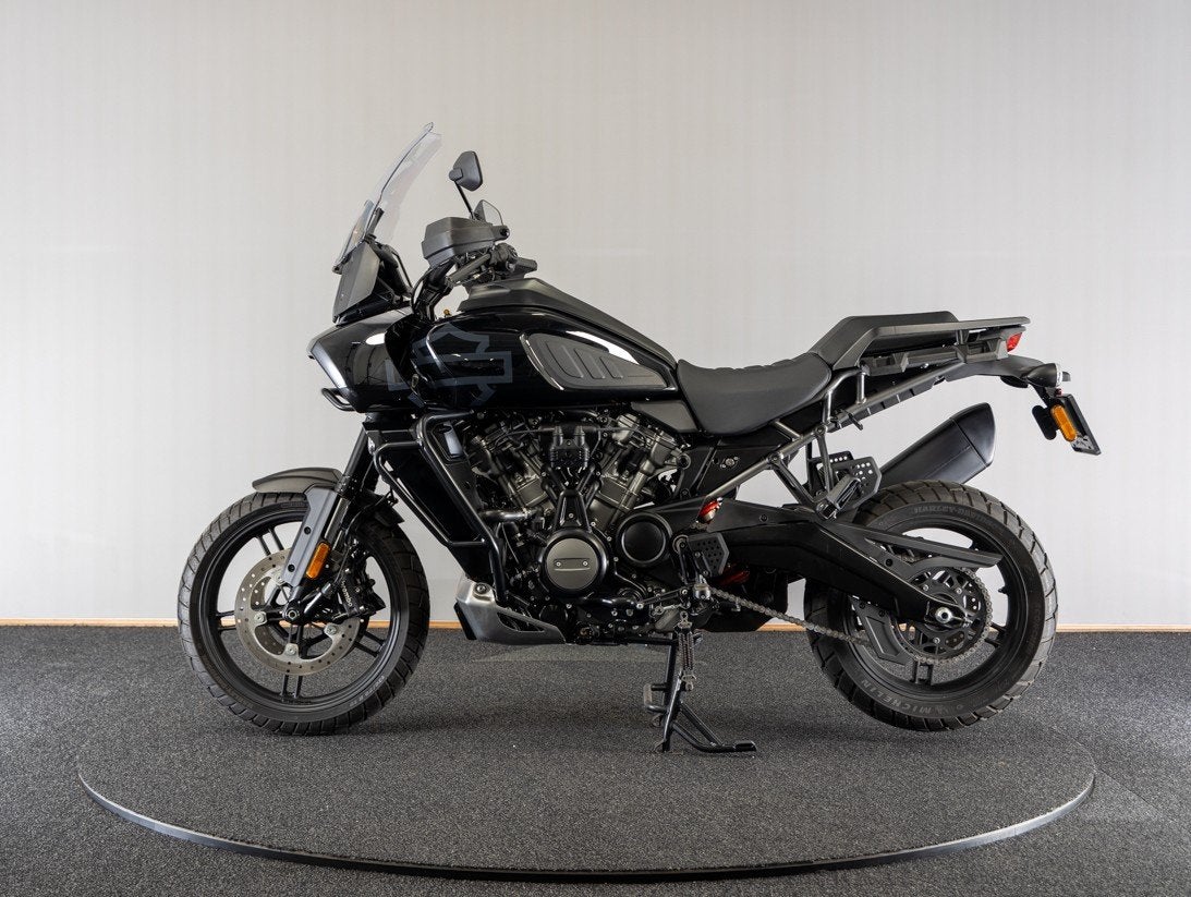 Harley-Davidson RA1250S Pan America S CW/ARH (bj 2021), Motoren, Handvatverwarming, Toermotor, 1250 cc, Laan van Vredenoord 33
2289 DA  Rijswijk ZH, NL