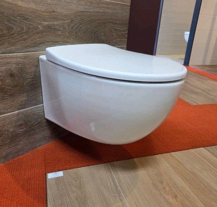 Catalano Italy toilet, vergelijkbaar met Geberit Icon, Huis en Inrichting, Badkamer | Badkamermeubels, Ophalen, Minder dan 50 cm