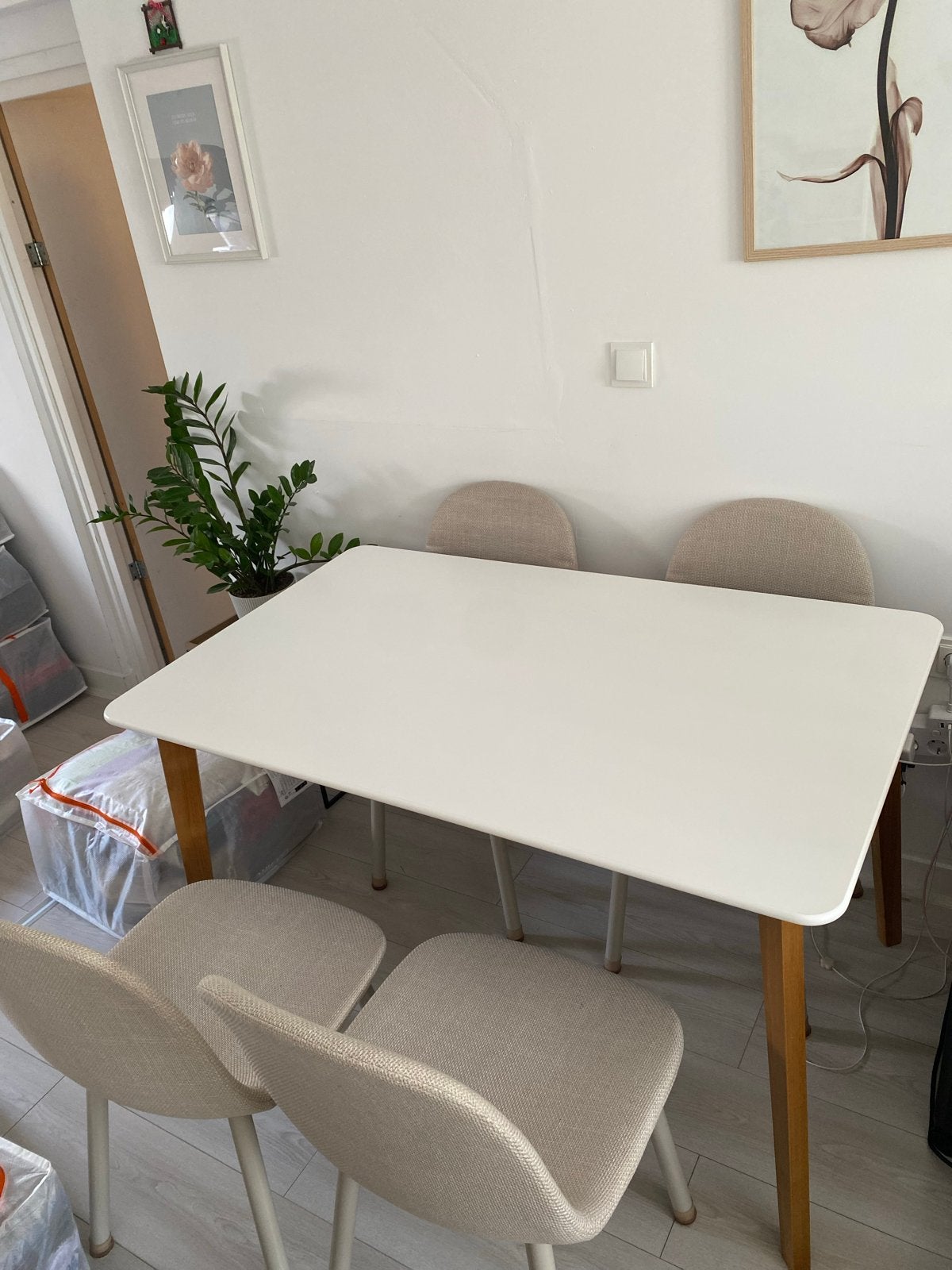 Eettafel JYSK JEGIND 130x80 met 4 stoelen EJSTRUP, Ophalen, 100 tot 150 cm, 50 tot 100 cm, Zo goed als nieuw