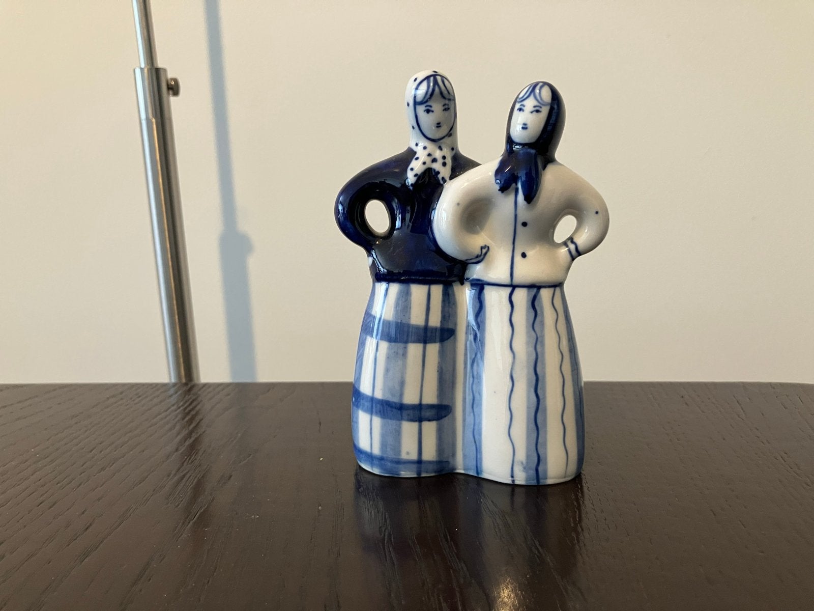 Vintage Handgeschilderd Beeldje USSR - Delfts Blauw Stijl, Antiek en Kunst, Ophalen