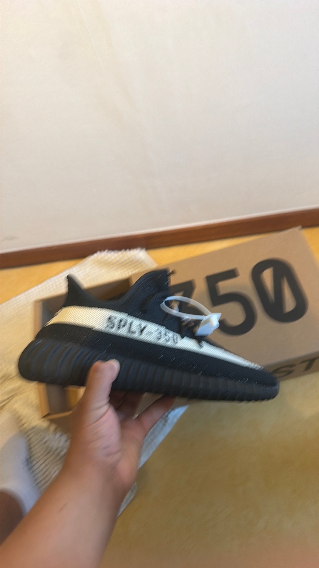 Yeezy maat 44, Ophalen of Verzenden, Zo goed als nieuw