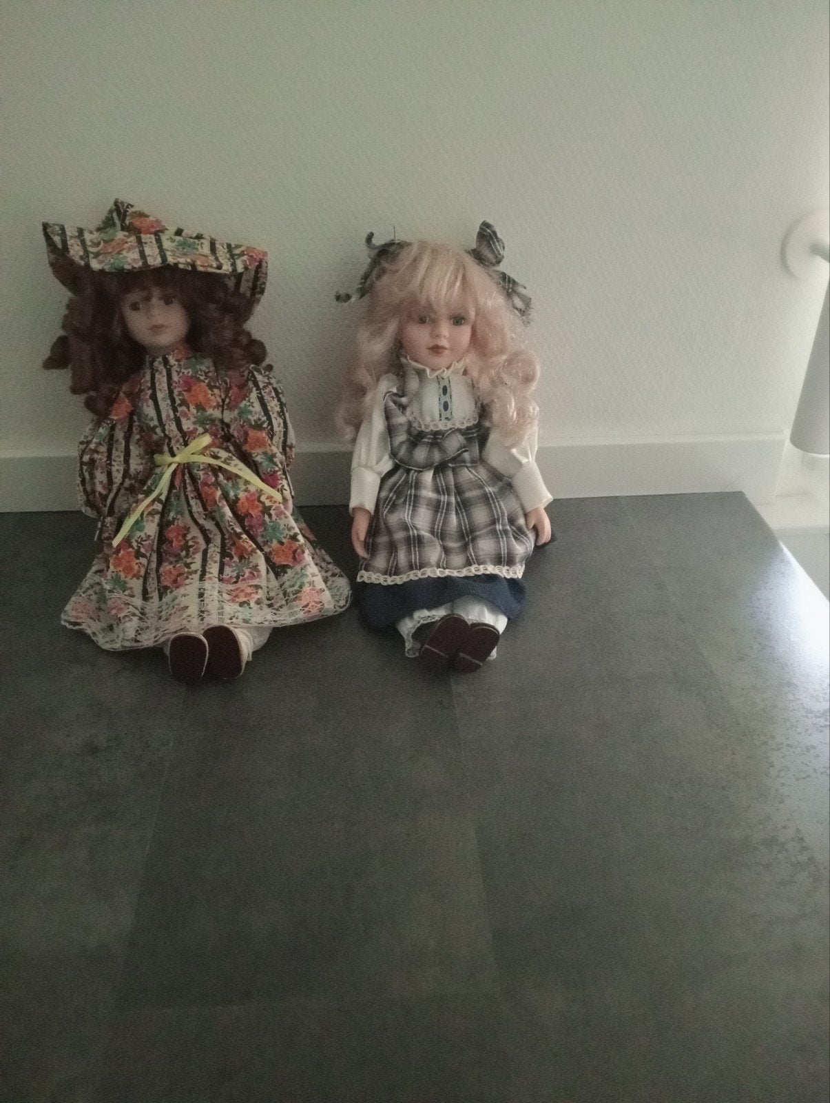 te koop porseleinen poppen, Ophalen, Zo goed als nieuw, Beeldje, Overige merken