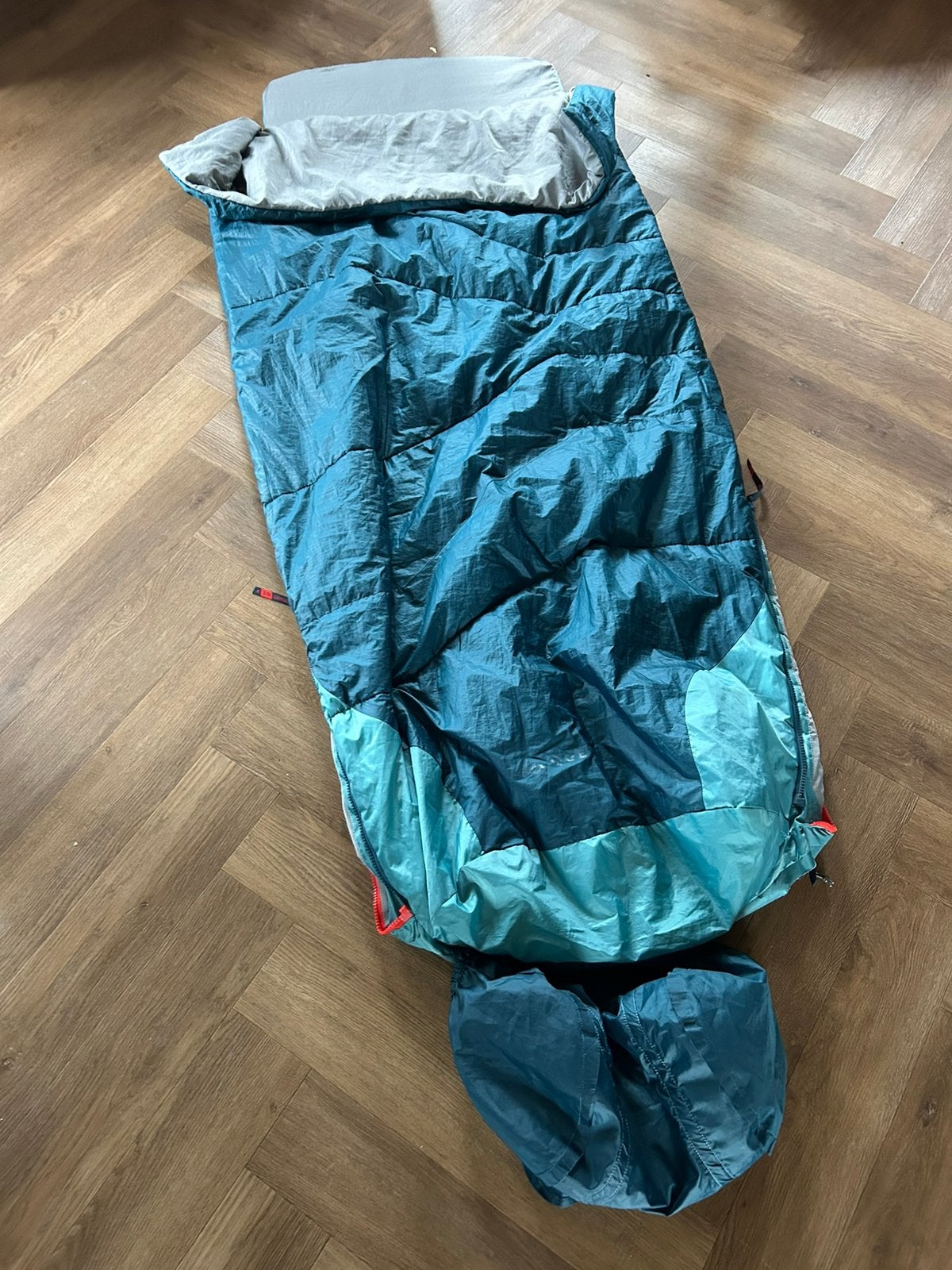 Decathlon 2 in 1 slaapzak (slaapzak met slaapzak), Ophalen of Verzenden, Gebruikt