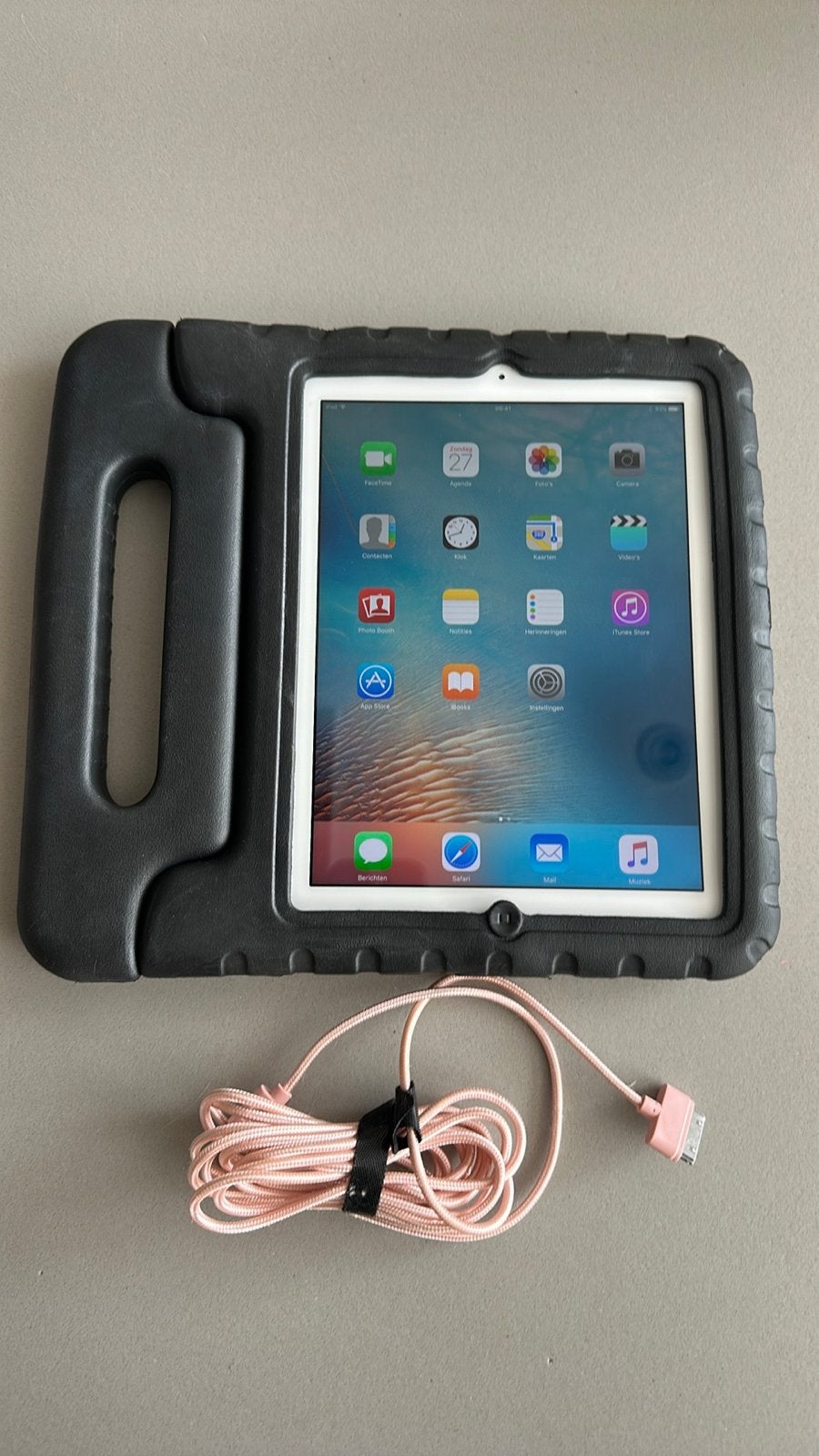 Witte iPad (gebruikt) - Doe een goed bod!, Computers en Software, Apple iPads, Gebruikt, Apple iPad, Wit, 16 GB