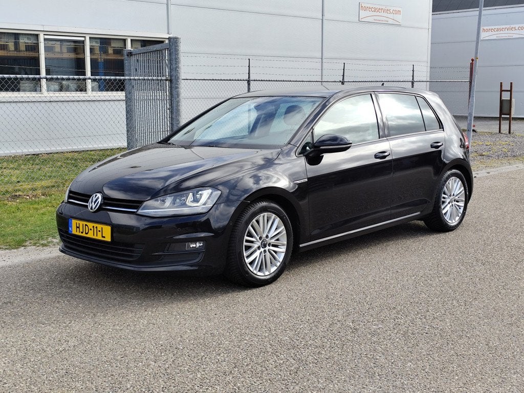 Volkswagen GOLF 1.2 TSI 7 CUP 5-drs Xenon, Auto's, Voorwielaandrijving, Euro 5, Gebruikt, Zwart