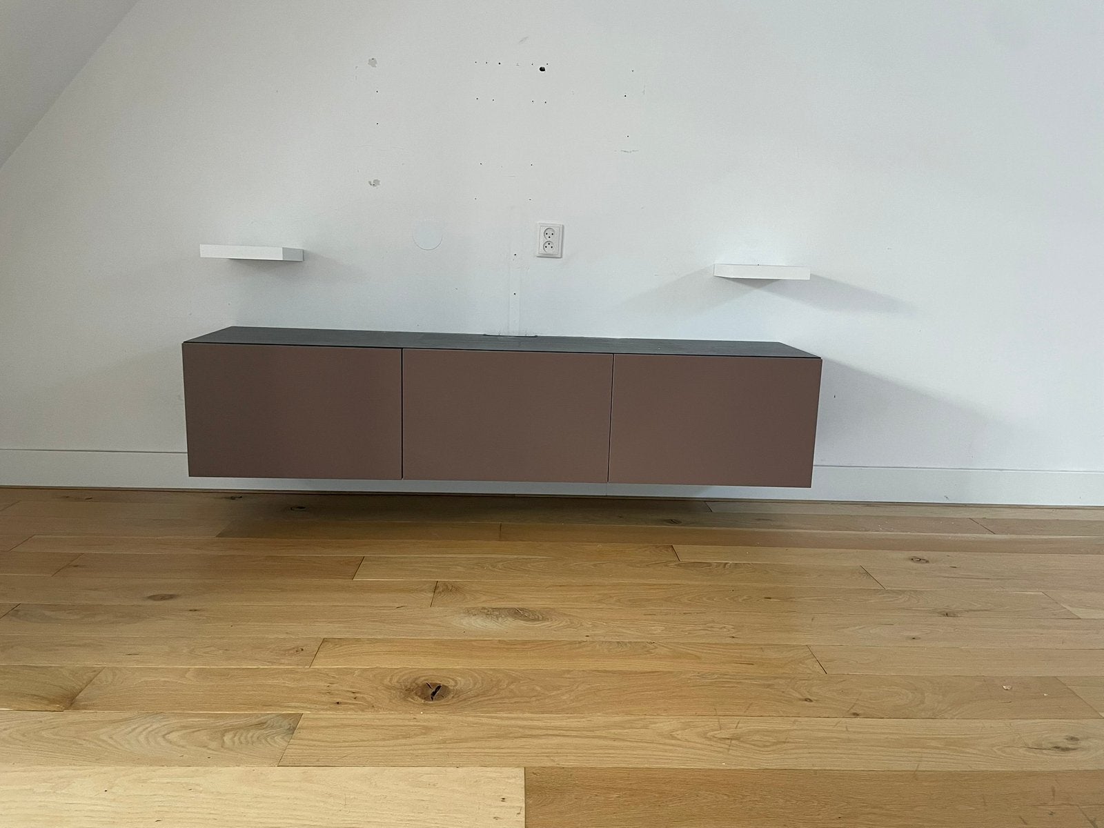 Besta TV meubel, Ophalen, 150 tot 200 cm, Zo goed als nieuw, Minder dan 100 cm