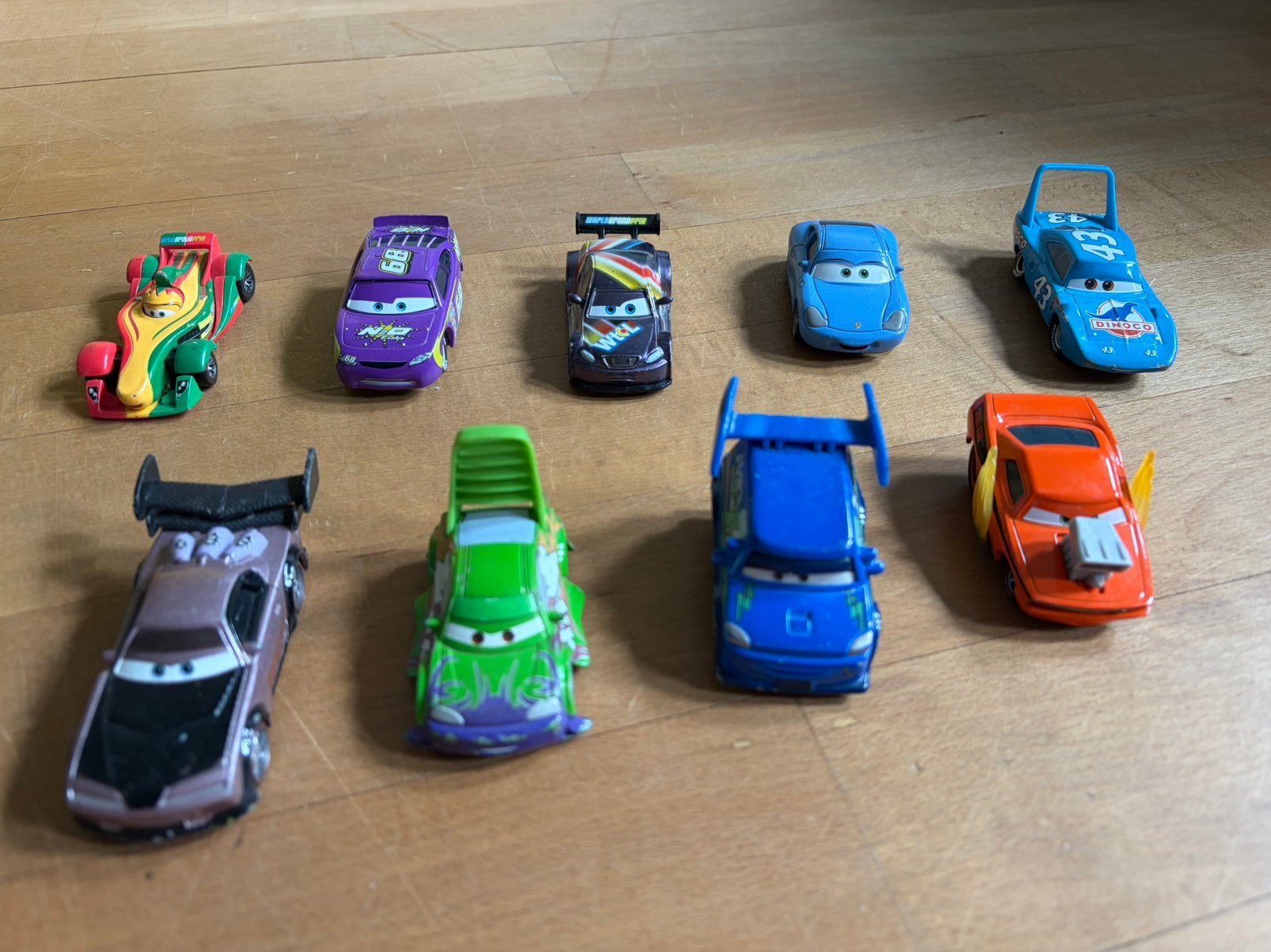 Cars 9 metalen auto's (oa. Boost, Wingo, DJ, Snot Rod, Sally, Kinderen en Baby's, Ophalen, Gebruikt