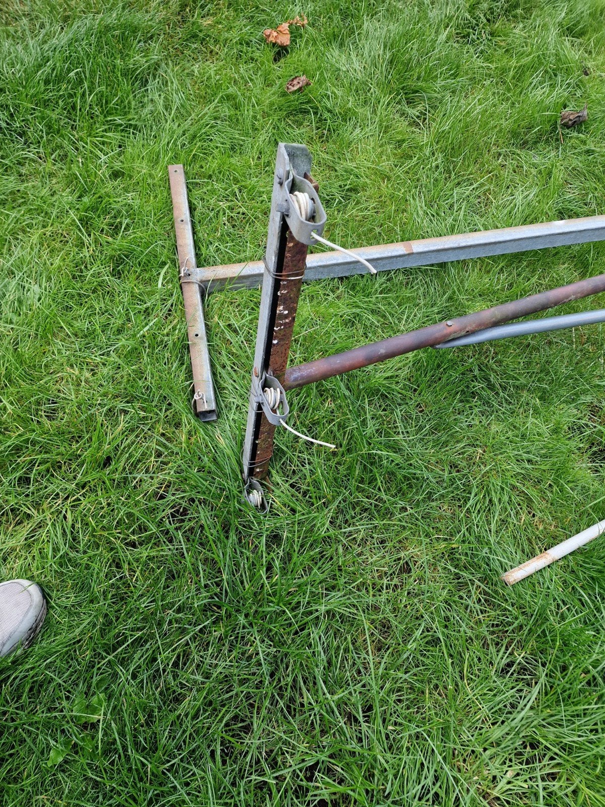 Robuuste waslijnpaal met katrollen, Ophalen of Verzenden, Gebruikt, Overige typen