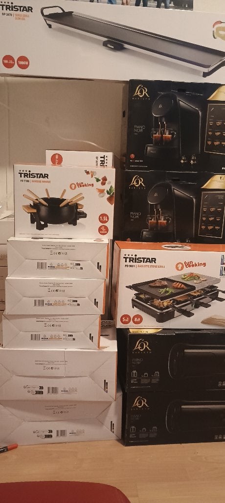 Koffiezetapparaat  / grillplaten, Ophalen, Koffiepads en cups, 2 tot 4 kopjes, Koffiemachine