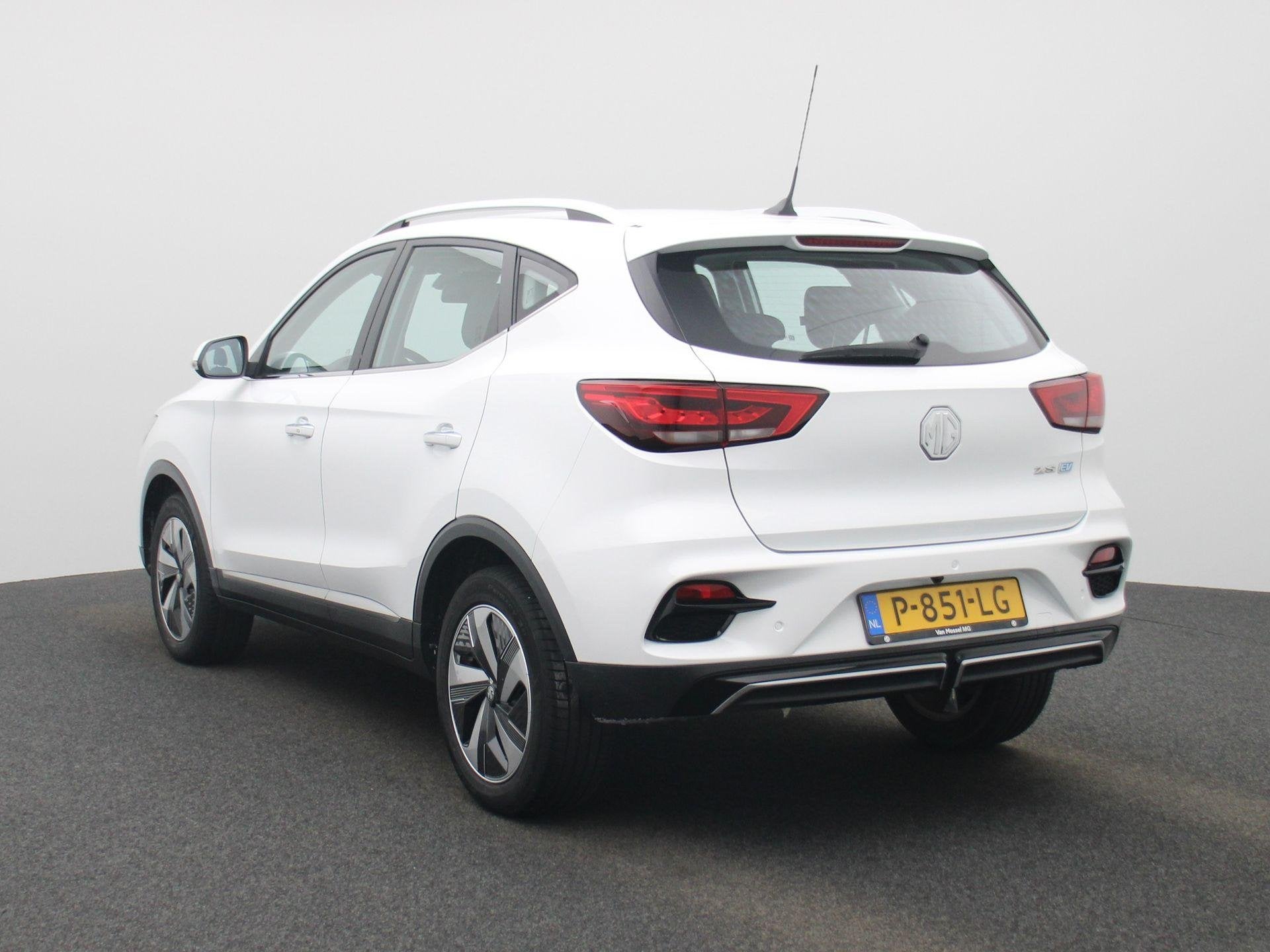 MG ZS EV Standard Range Comfort 50 kWh, Auto's, 12 maanden, Stof, ZS, Wit