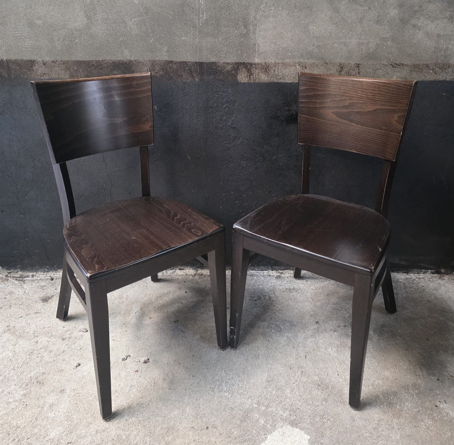 17 x cafestoelen hout bruine bistro stoelen horeca kantine, Bruin, Ophalen of Verzenden, Zo goed als nieuw, Vijf, Zes of meer stoelen