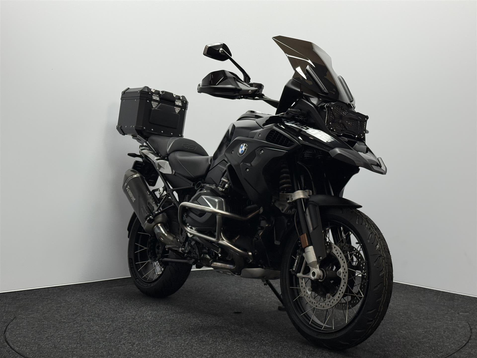 BMW R 1250 GS TRIPLE BLACK, Motoren, 1254 cc, Bedrijf, Meer dan 35 kW, Toermotor
