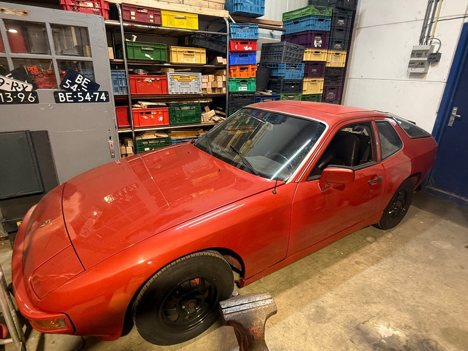 Porsche 924 2.0 Coupe 1980 Rood, Auto's, 125 pk, 4 cilinders, 1984 cc, 1070 kg