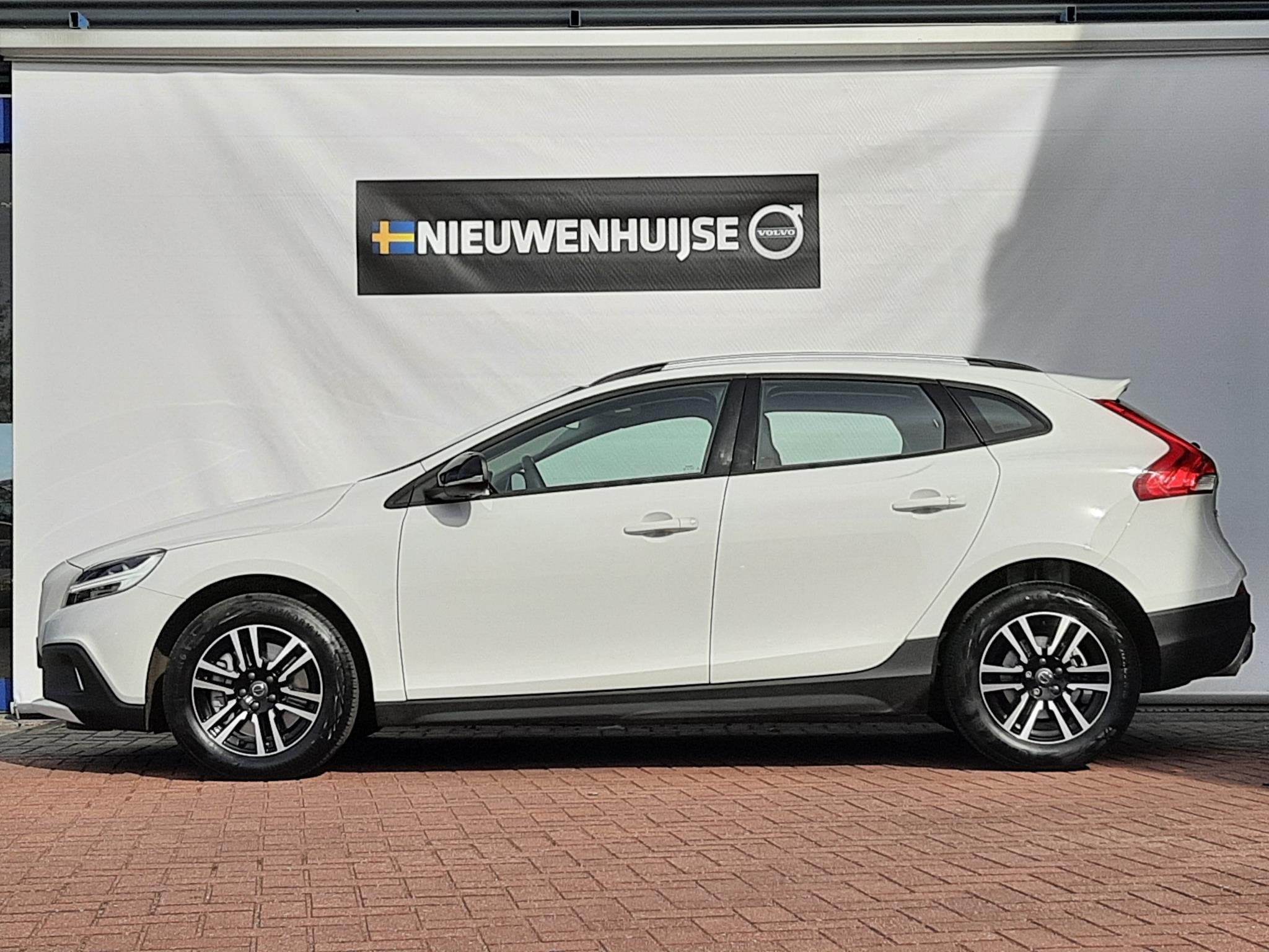 Volvo V40 Cross Country 1.5 T3 Edition+ | Trekhaak | Achteru, Auto's, Euro 6, 4 cilinders, Leder en Stof, Wit