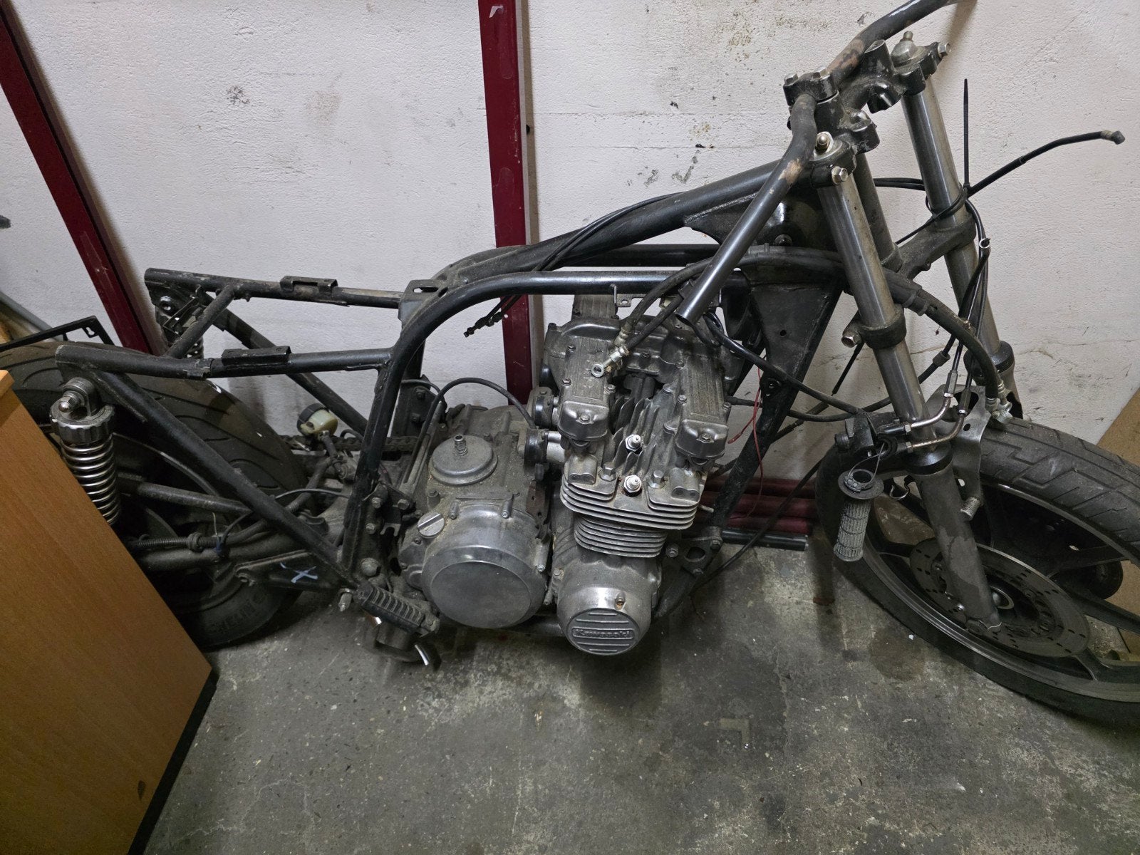 Kawasaki KZ650D motorfiets project - onderdelen, Ophalen