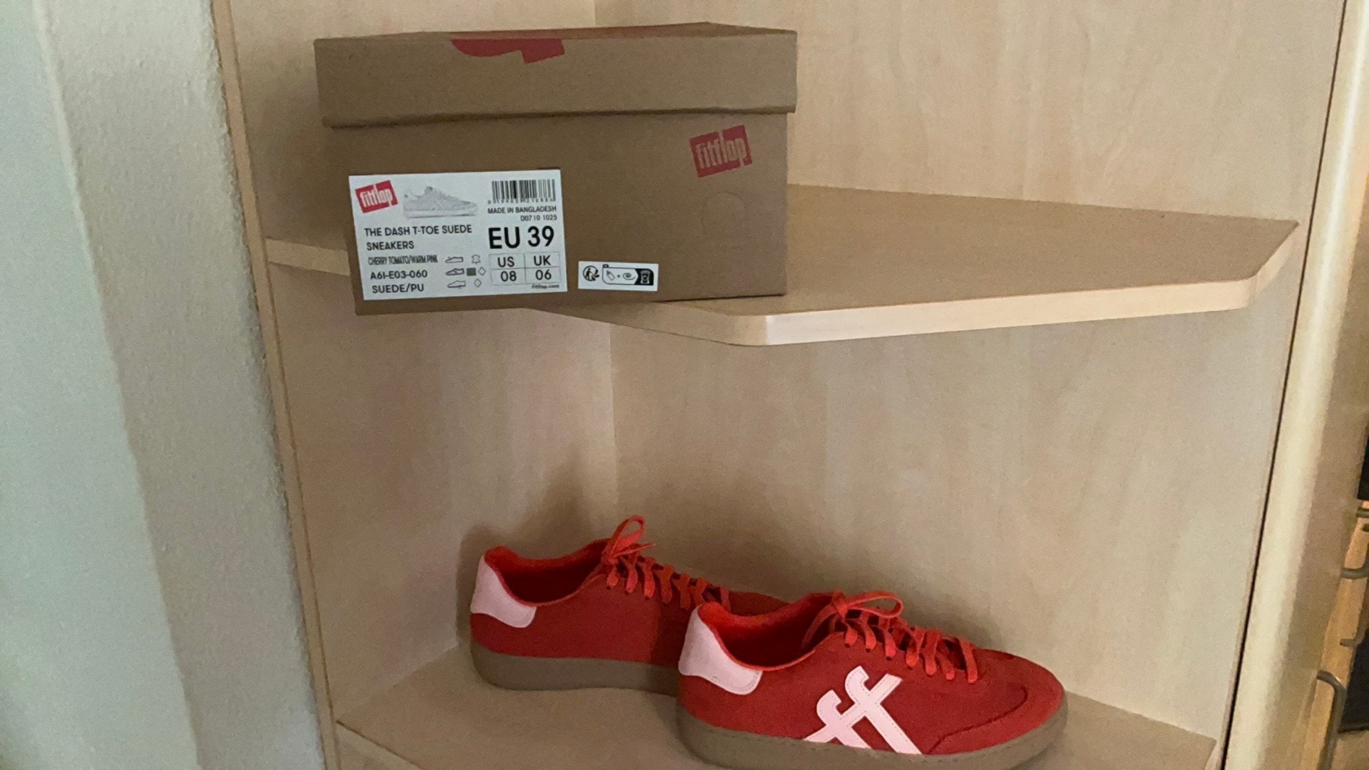 Fitflops maat 39, Ophalen of Verzenden, Rood, Sneakers of Gympen, Zo goed als nieuw