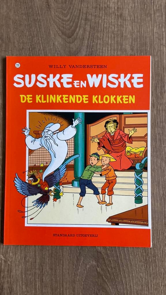 Suske en Wiske “De klinkende Klokken” nr233 eerste druk 1992, Boeken, Eén stripboek, Ophalen of Verzenden, Zo goed als nieuw