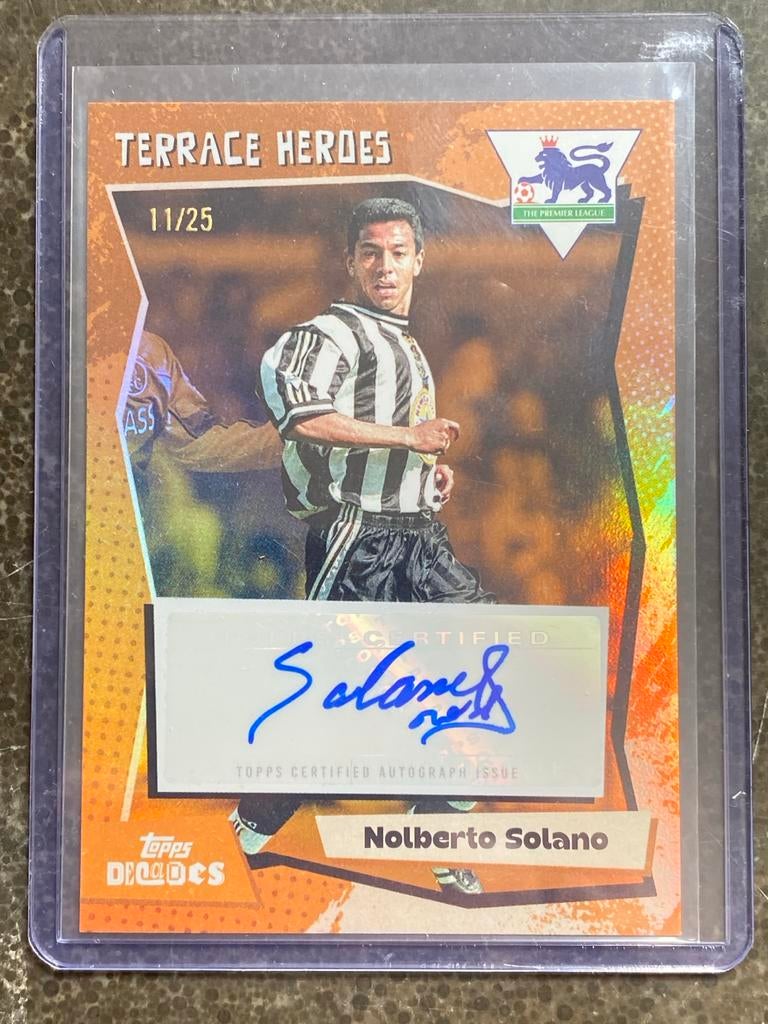 Nolberto Solano gesigneerde kaart - Topps Terrace Heroes, Ophalen of Verzenden, Zo goed als nieuw, Buitenlandse clubs, Spelerskaart