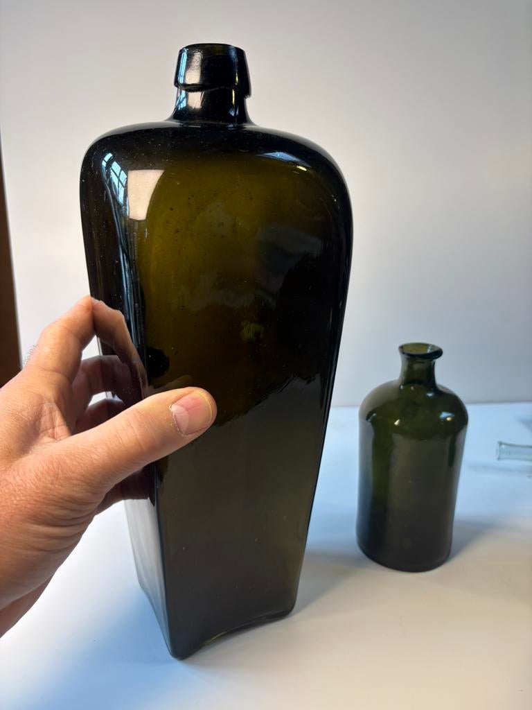 Grote vroege kelderfles, Antiek en Kunst, Ophalen of Verzenden
