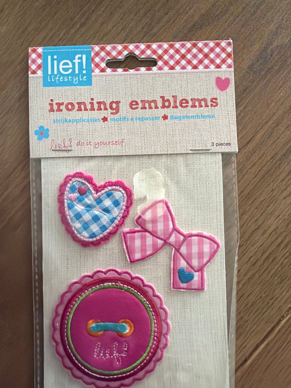 Lief! Lifestyle Strijkapplicaties - 3 stuks, Hobby en Vrije tijd, Kledingapplicaties en Hotfix, Ophalen of Verzenden, Nieuw, Overige applicaties