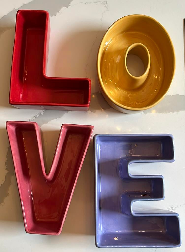 Serveerschaaltjes LOVE, Ophalen of Verzenden, Zo goed als nieuw, Overige stijlen, Schaal of Schalen