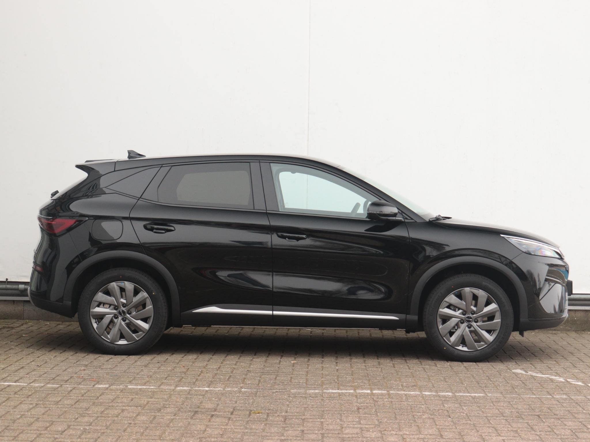 BYD ATTO 3 EVO Excellence 74.8 kWh | 450pk | 0-100 3,9 sec |, Auto's, BYD, Automaat, Zwart, Zwart, 470 km