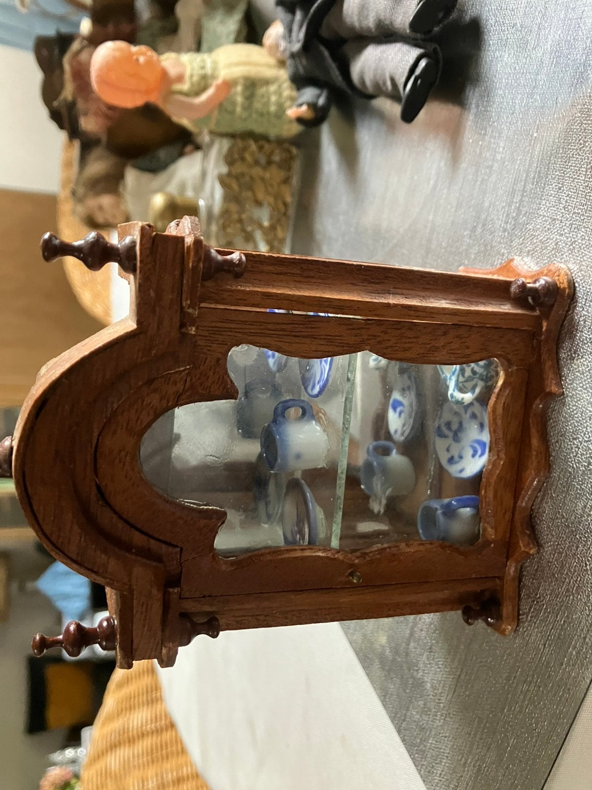 Antiek kastje met inhoud voor poppenhuis, Ophalen of Verzenden