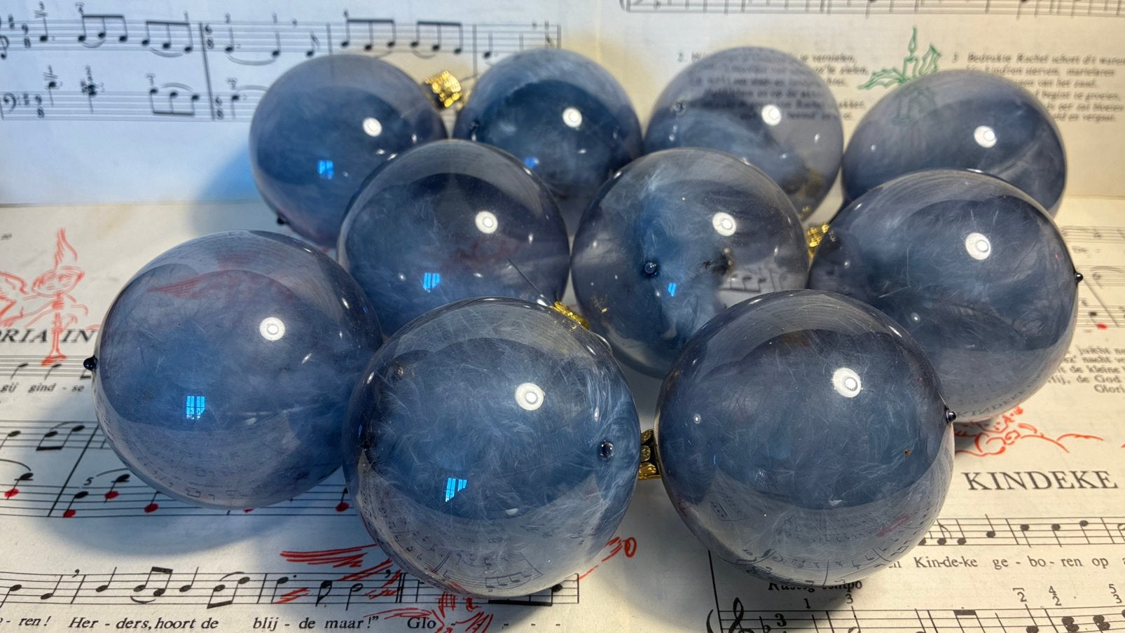 10 kunststof transparante blauwe kerstballen met echte veren, Diversen, Ophalen of Verzenden, Zo goed als nieuw