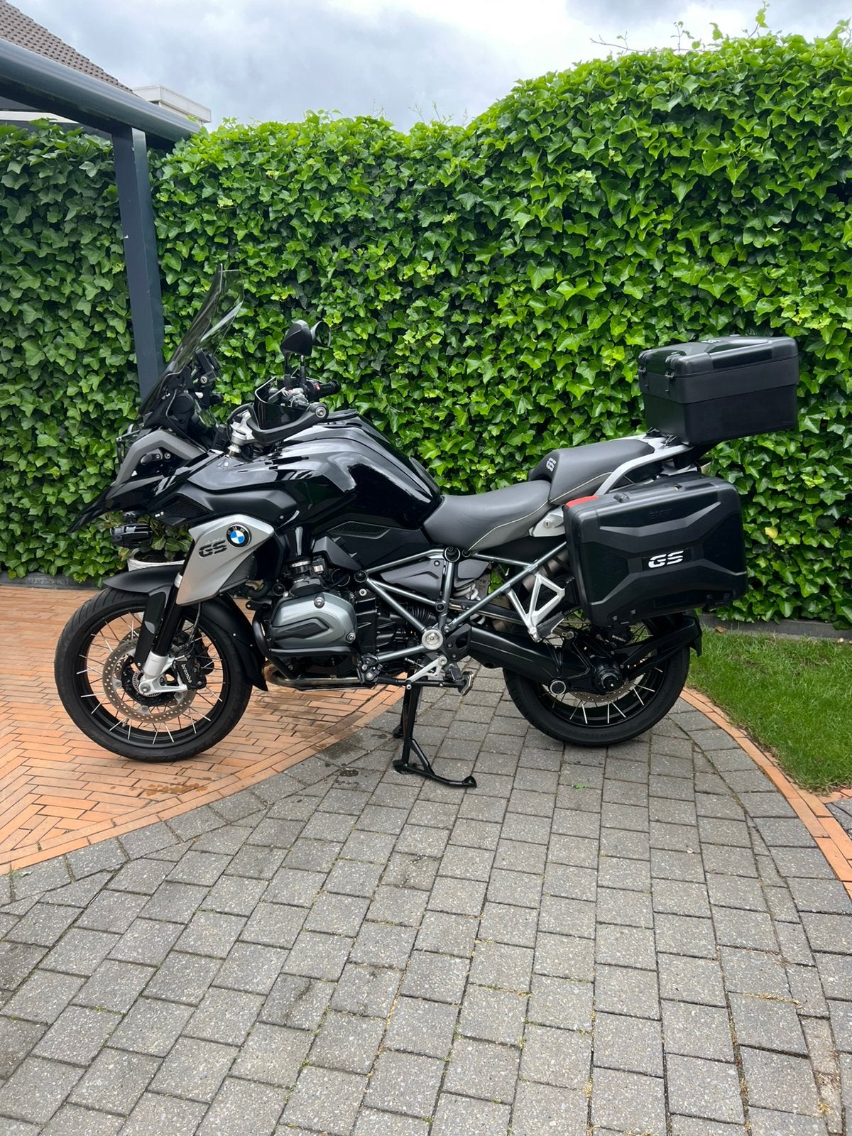 BMW GS1200 Triple Black 2016 - koffers-nav-beurt-prijsdaling, 2 cilinders, Motorrijbewijs A, Gebruikt, Particulier