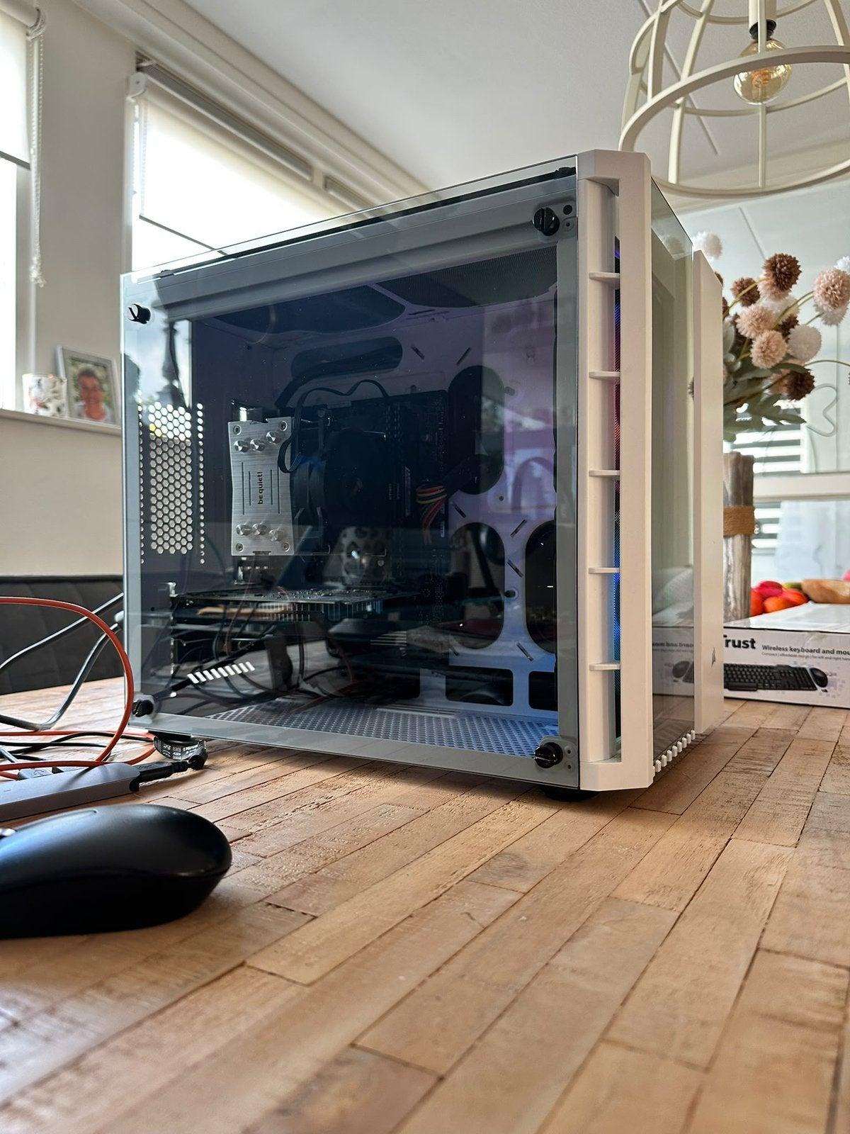 Foto 3 van Gaming PC / Desktop - i5-8400 - GTX 1050 Ti - 16 GB RAM