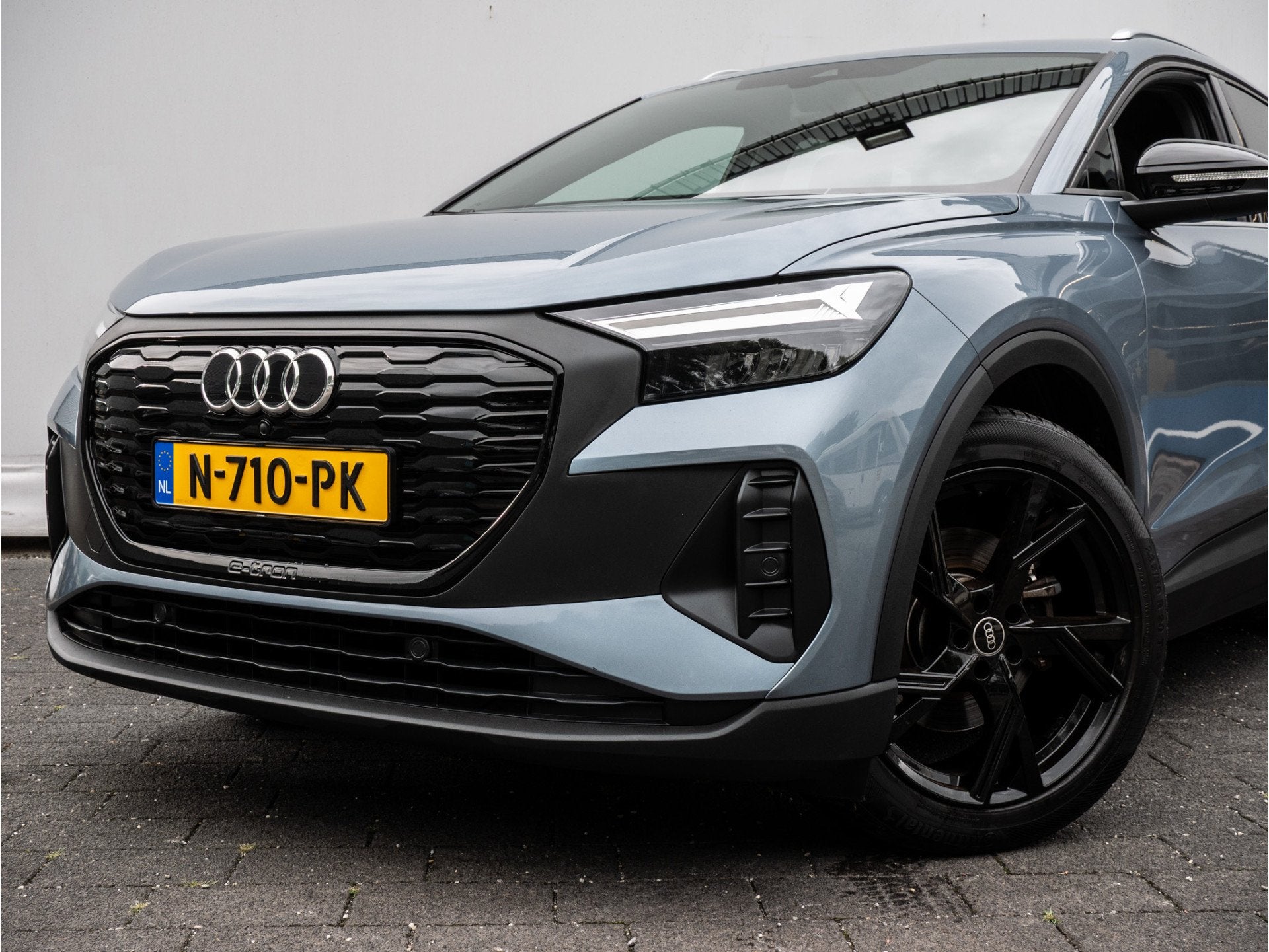 Audi Q4 e-tron 35 Launch edition 55 kWh SOH 91% Trekhaak/ St, Gebruikt, Blauw, Origineel Nederlands, Q4 e-tron