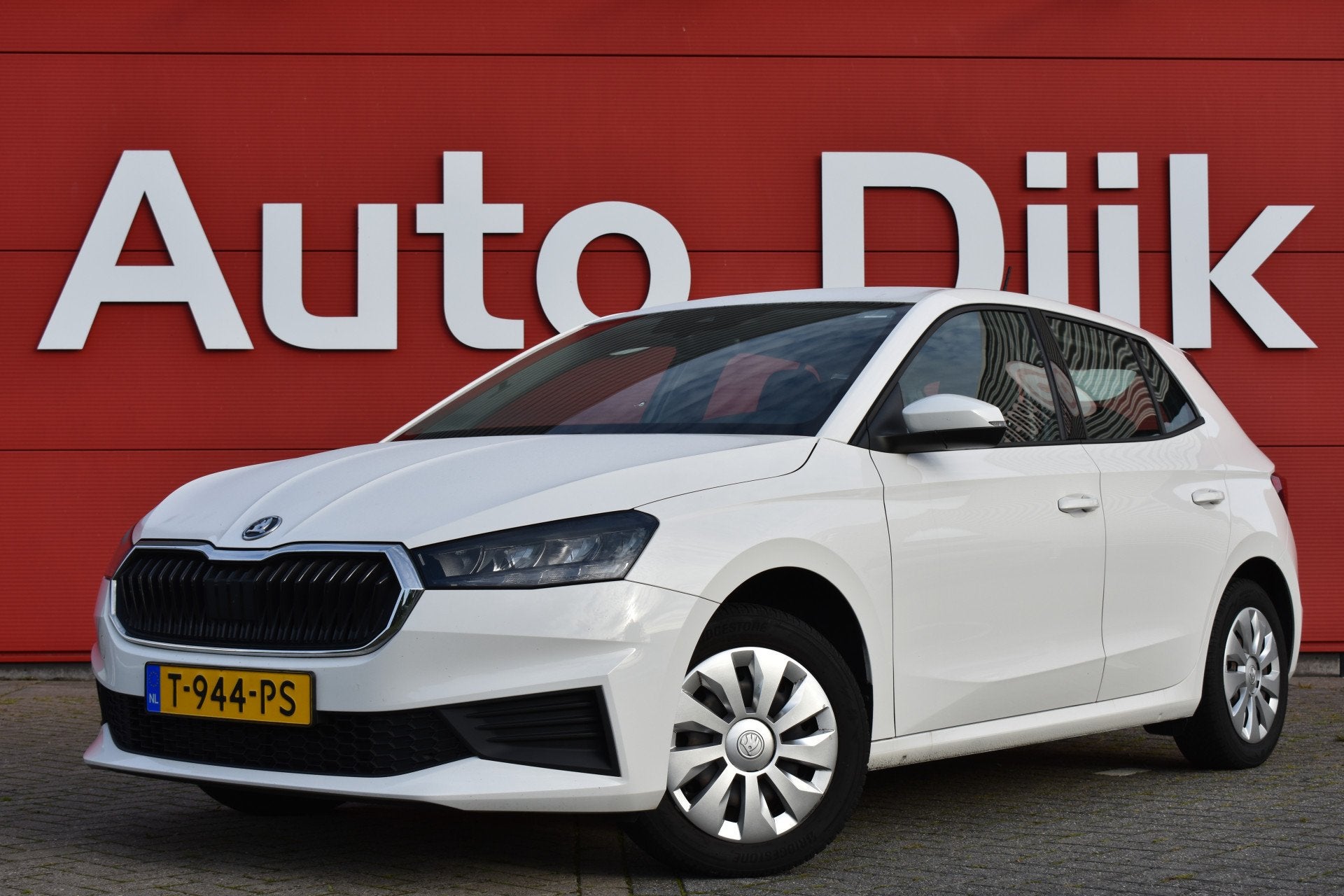 Skoda Fabia 1.0 TSI Ambition LED | Carplay | Trekhaak | Airc, Auto's, Stof, Gebruikt, Euro 6, Met garantie (alle)