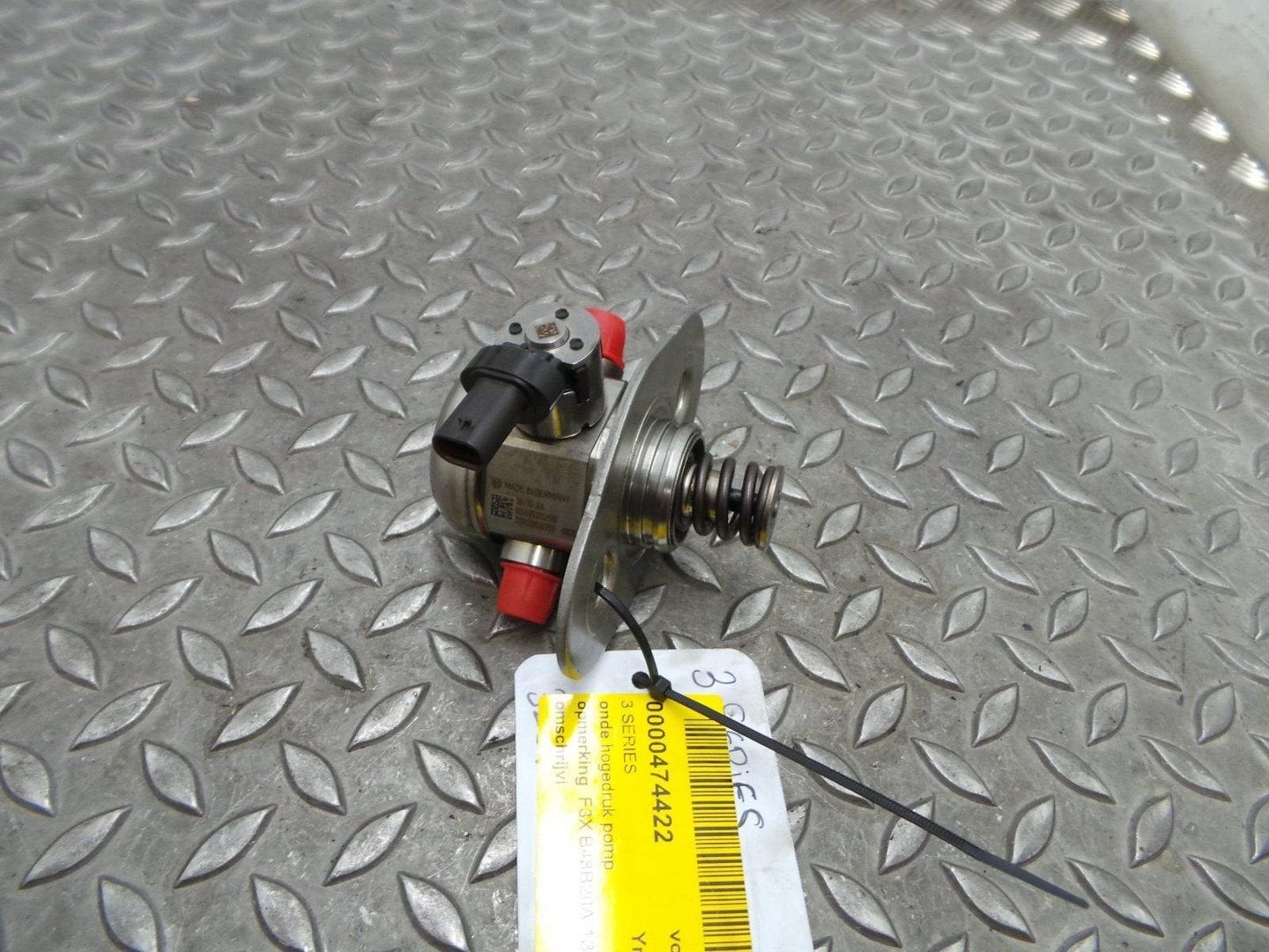 BMW 3 SERIES BRANDSTOF POMP VOOR DE INJECTOR 2015, Ophalen of Verzenden, Gebruikt, ARN erkend