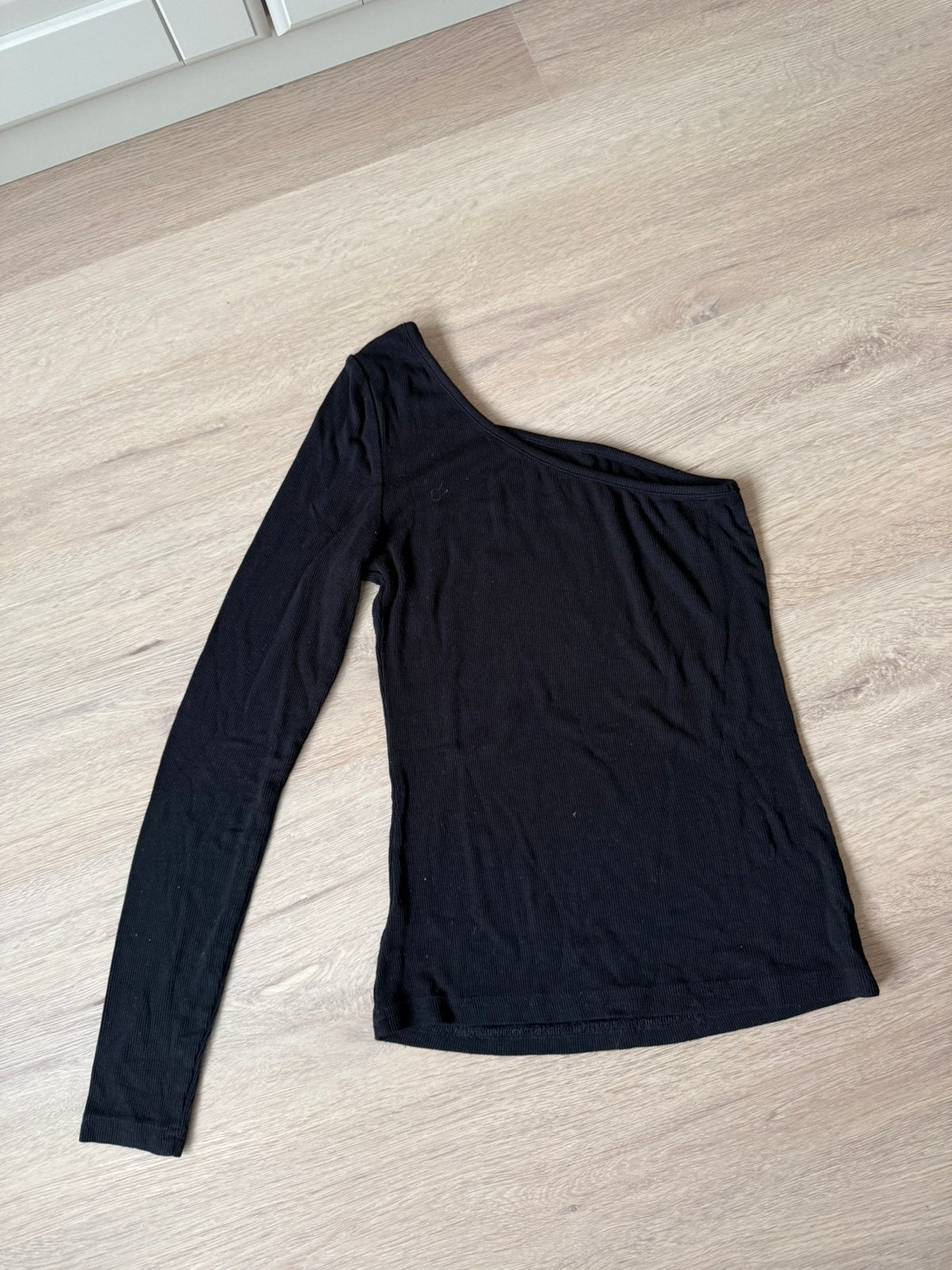 SHEIN zwarte off shoulder top maat S, Ophalen of Verzenden, Zo goed als nieuw, Maat 36 (S), Korte mouw