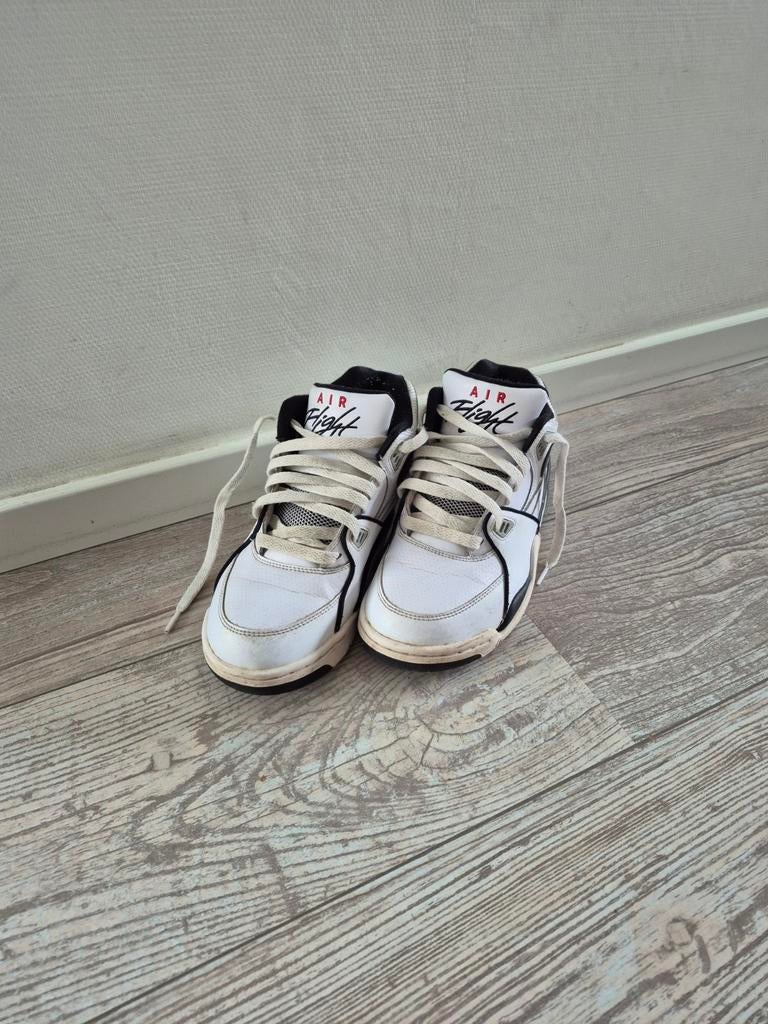 Nike Air Flight sneakers wit, Kleding | Dames, Schoenen, Nike Air Jordan, Ophalen of Verzenden, Wit, Sneakers of Gympen