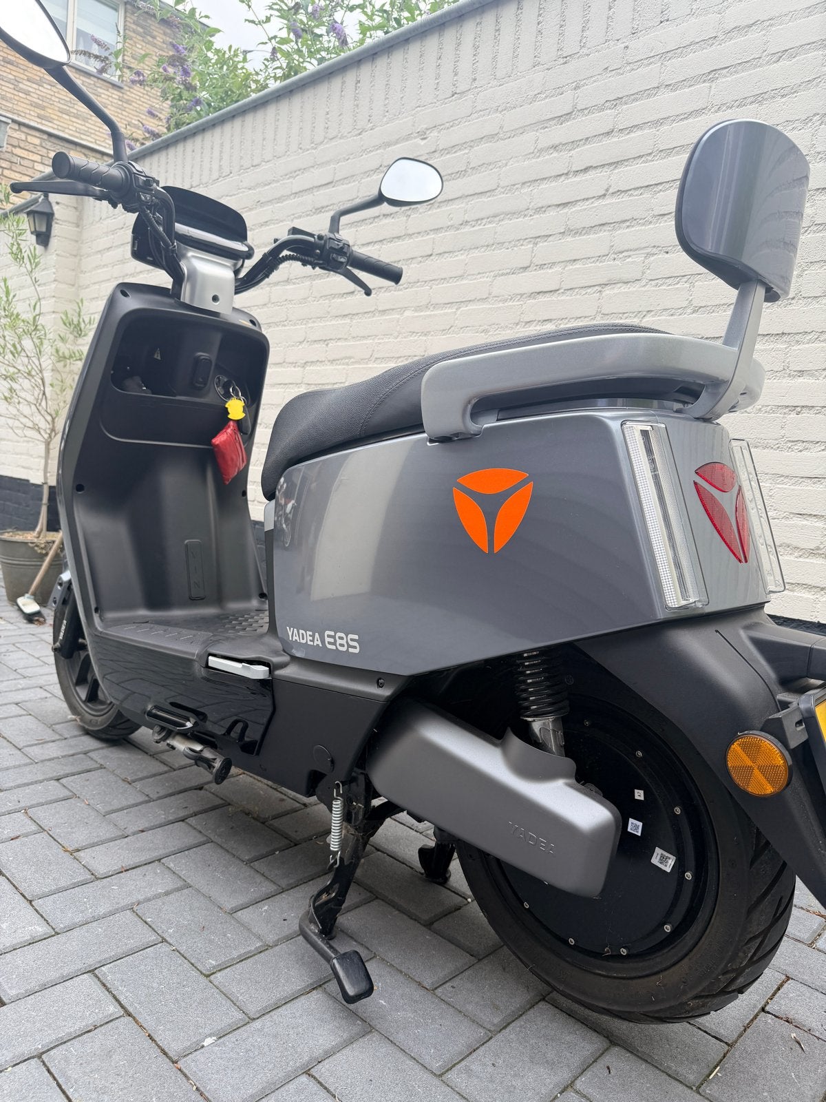 Yadea E8S Elektrische Scooter - Zo goed als nieuw, Ophalen, Zo goed als nieuw, Elektrisch, Overige merken