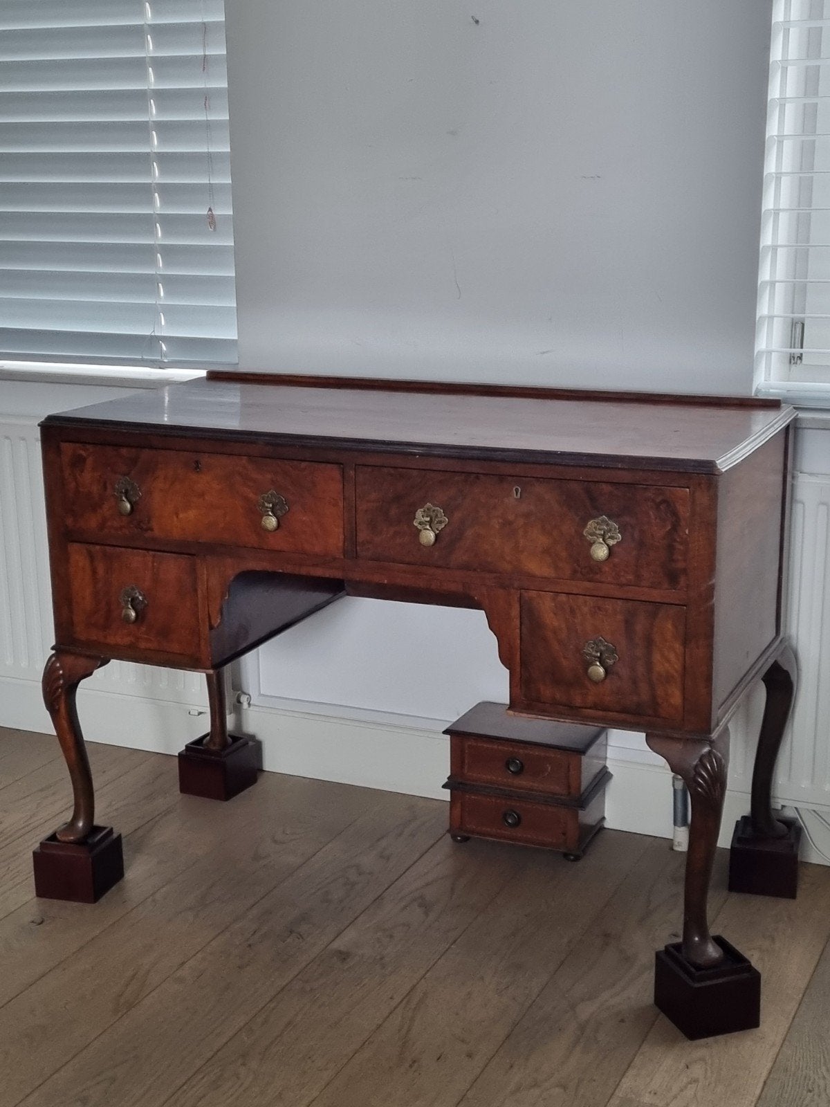 Antiek mahonie bureau met ladesblokken, Ophalen of Verzenden