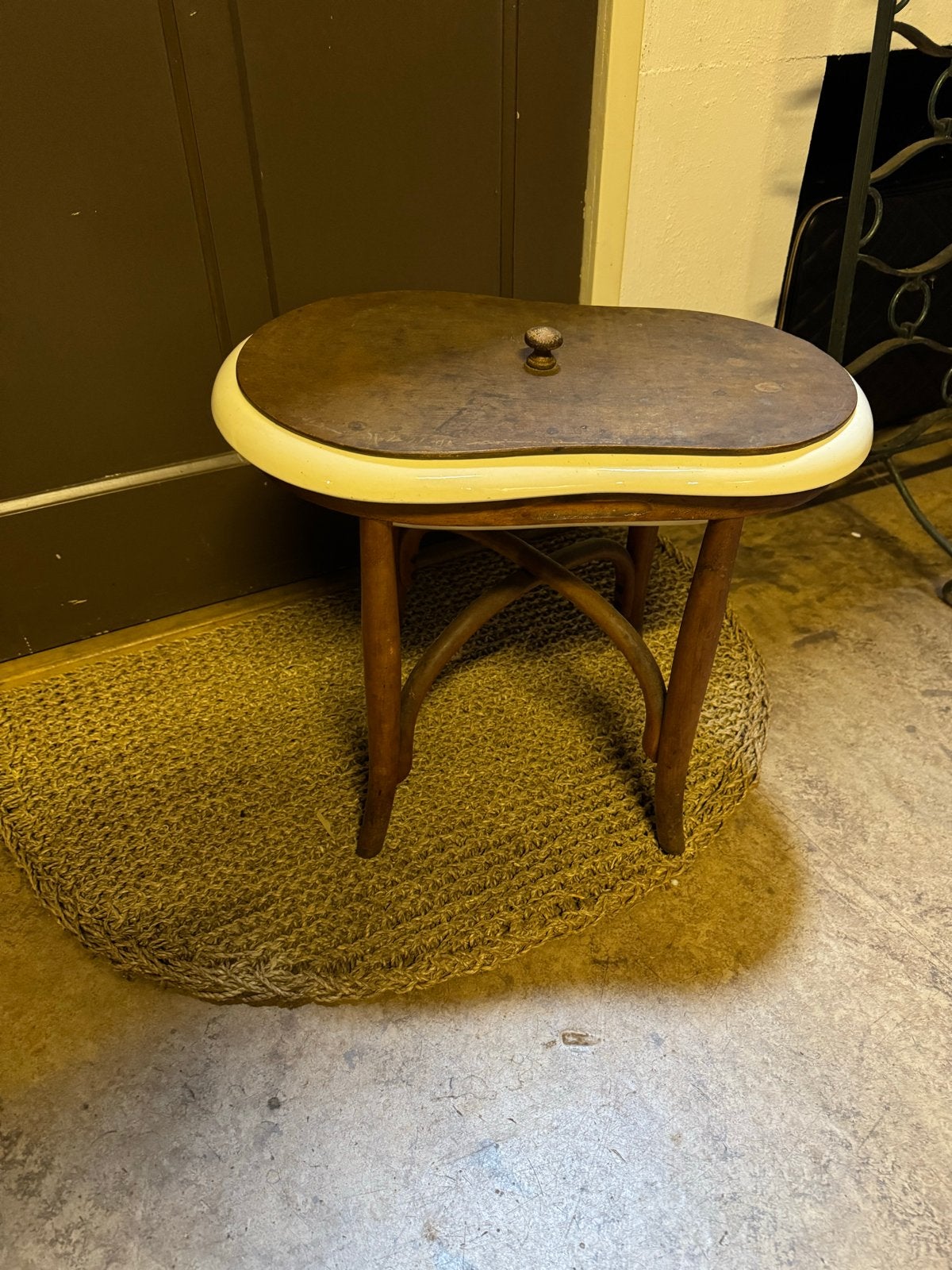Vintage Nachtkastje met Wasbak en Deksel, Ophalen