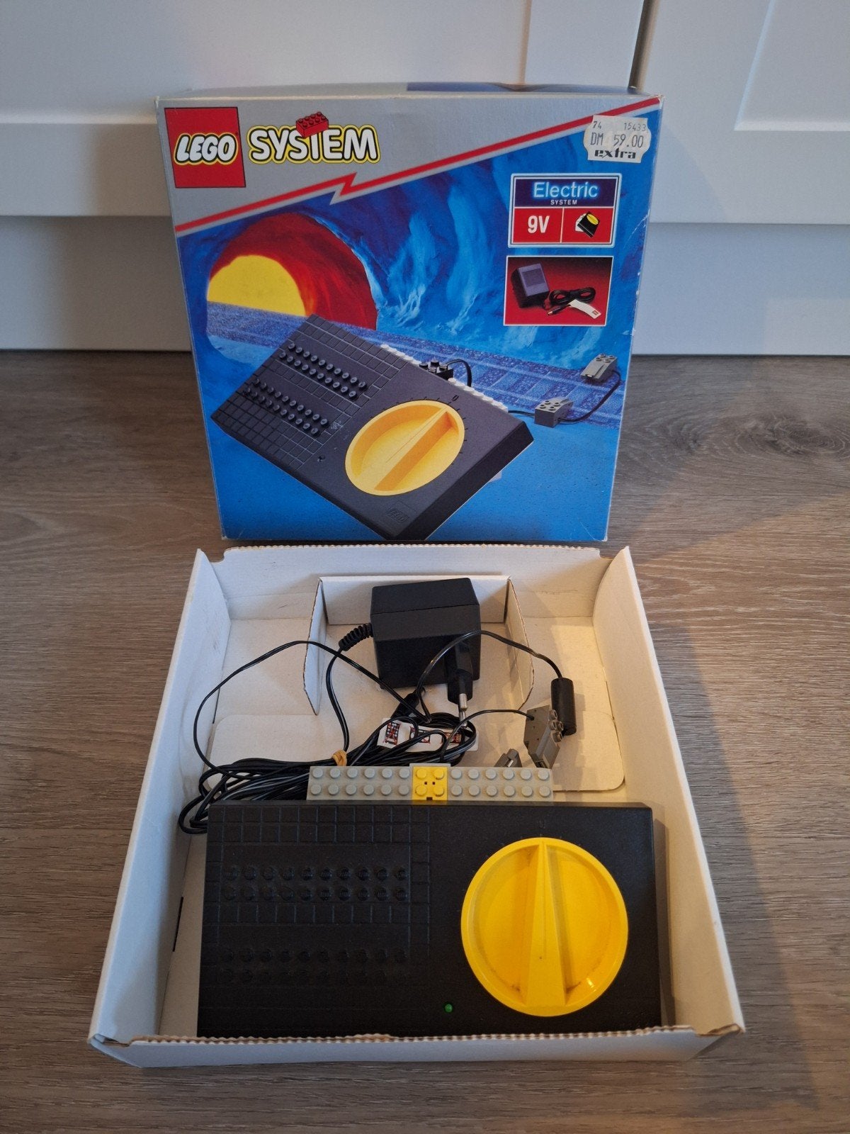 LEGO 4548 9v - Transformer and Speed Regulator, Kinderen en Baby's, Ophalen of Verzenden, Gebruikt, Lego