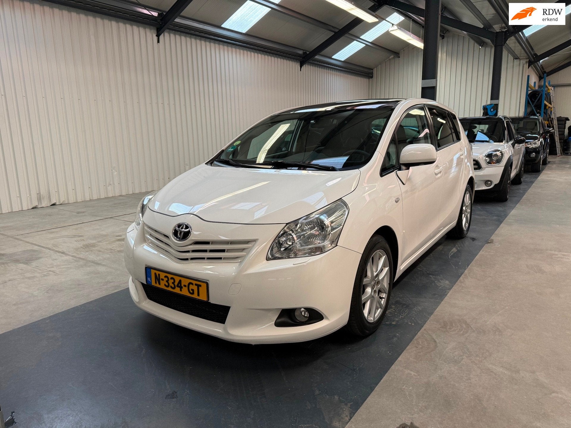 Toyota Verso 1.8 VVT-i Aspiration 7p/AUTOMAAT/CLIMA/NAP/APK, Dealer onderhouden, 450 kg, Gebruikt, 4 cilinders