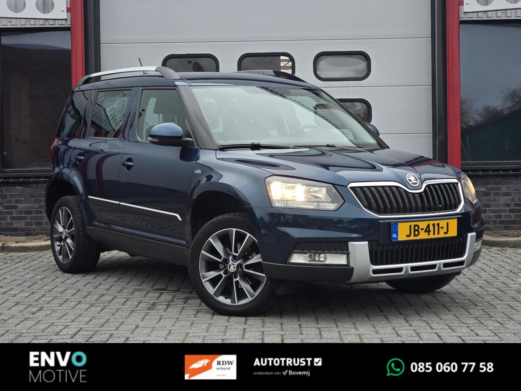 Skoda Yeti 1.4 TSI Edition Automaat Navi/Stoelverw/PDC/LMV, Auto's, 4 cilinders, Met garantie (alle), Blauw, Origineel Nederlands