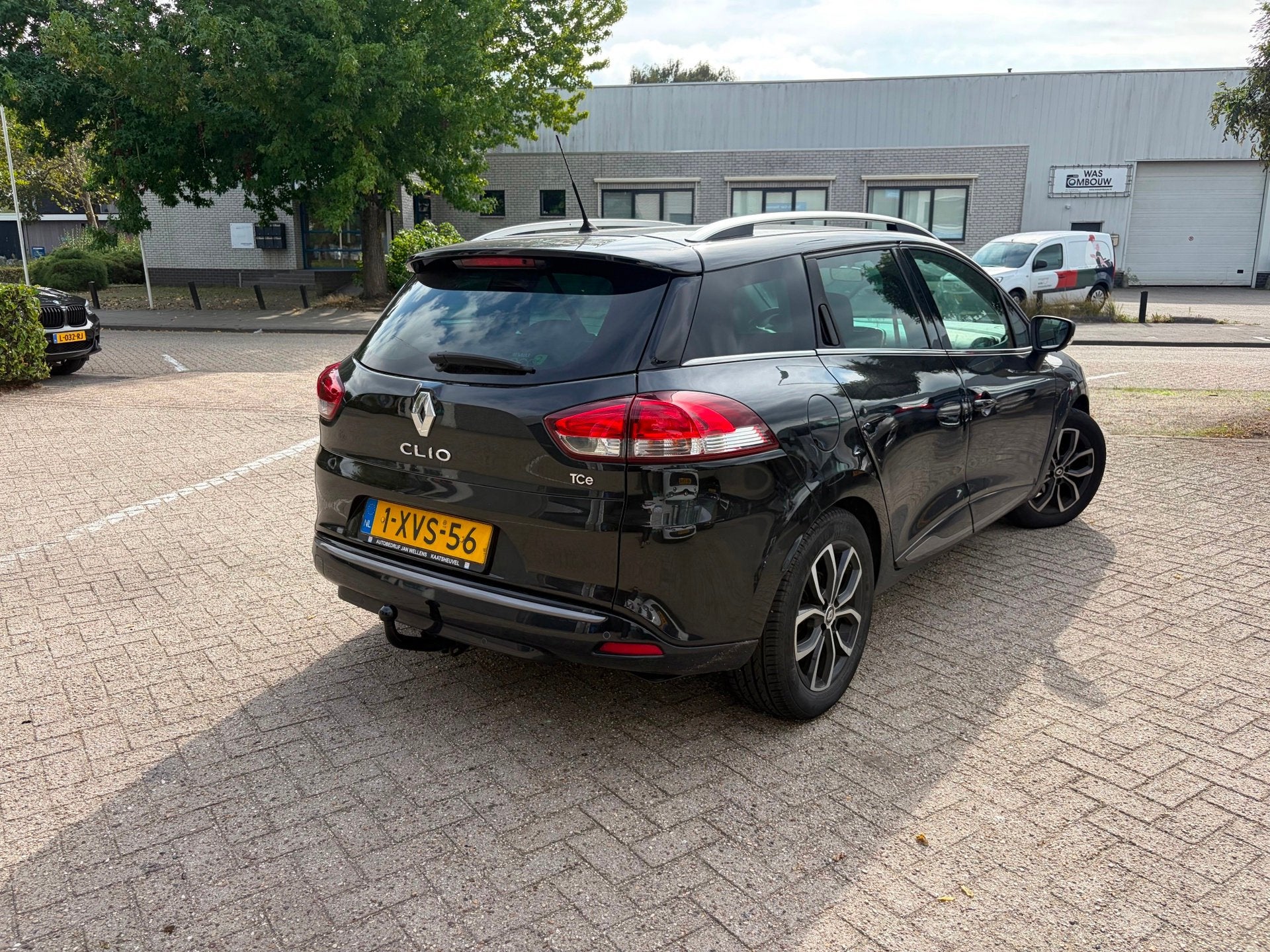 Renault Clio Estate 0.9 TCe Night&Day, Stof, Zwart, Met garantie (alle), Zwart